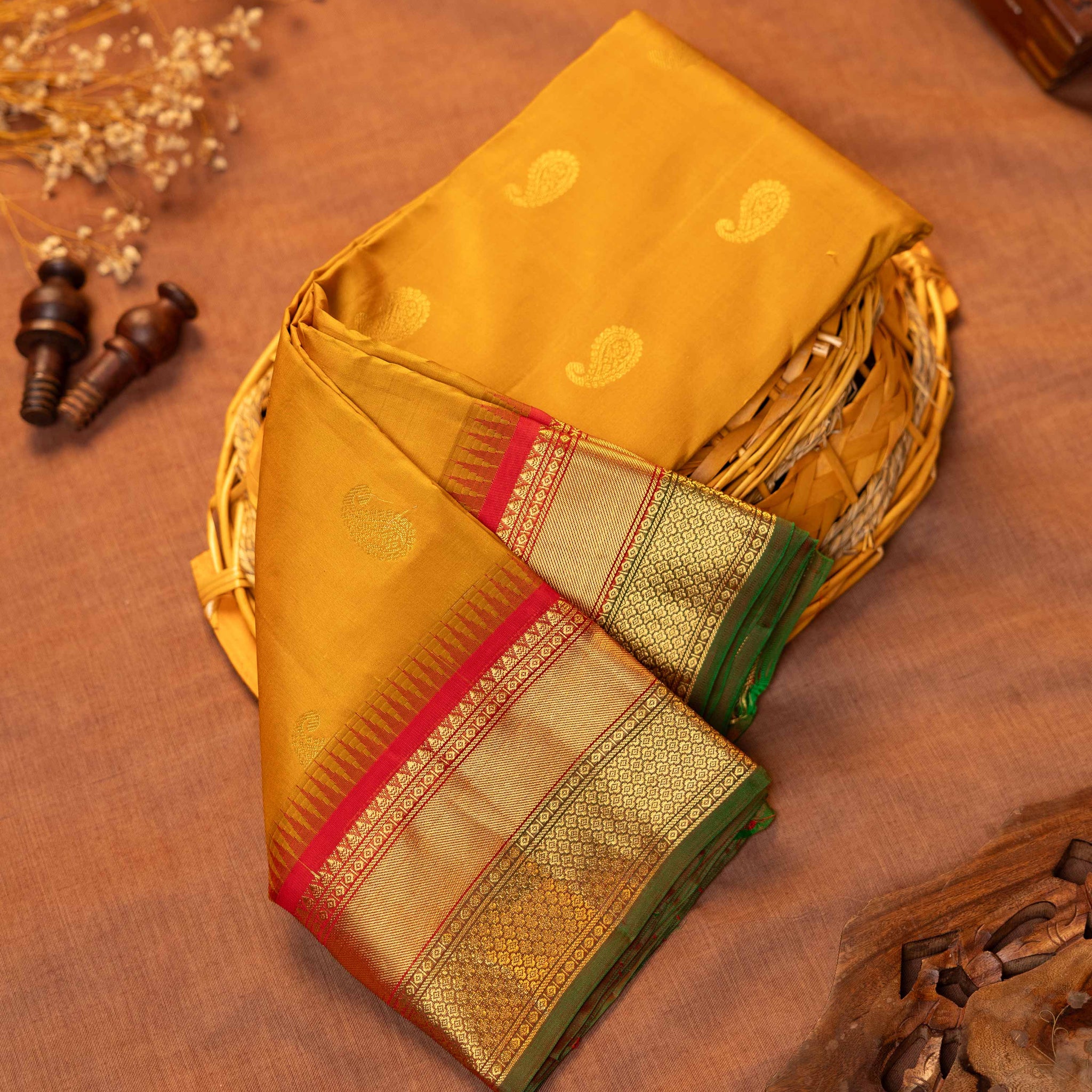 Elegant Kanchipuram Pure Silk Saree with Paisley Butta Weave and Traditional Contrast Zari Woven Border - Yellow
