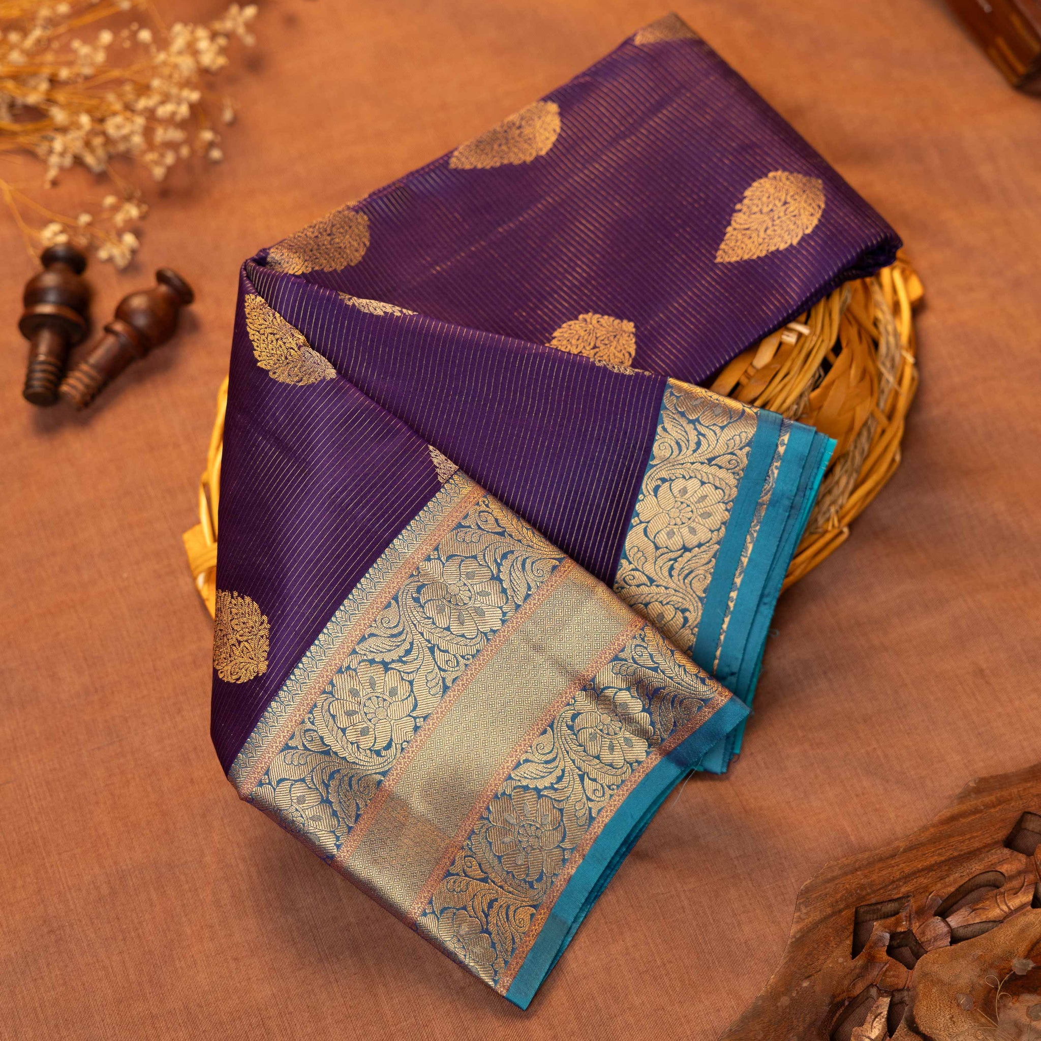 Elegant Kanchipuram Pure Silk Saree with Zari Woven Large Buttis and Intricate Floral Border - Purple