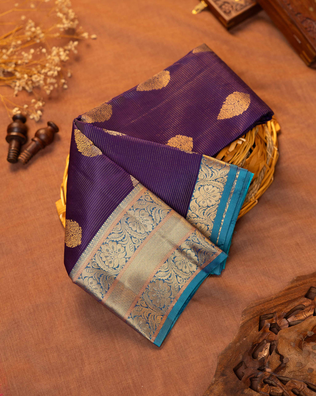Elegant Kanchipuram Pure Silk Saree with Zari Woven Large Buttis and Intricate Floral Border - Purple