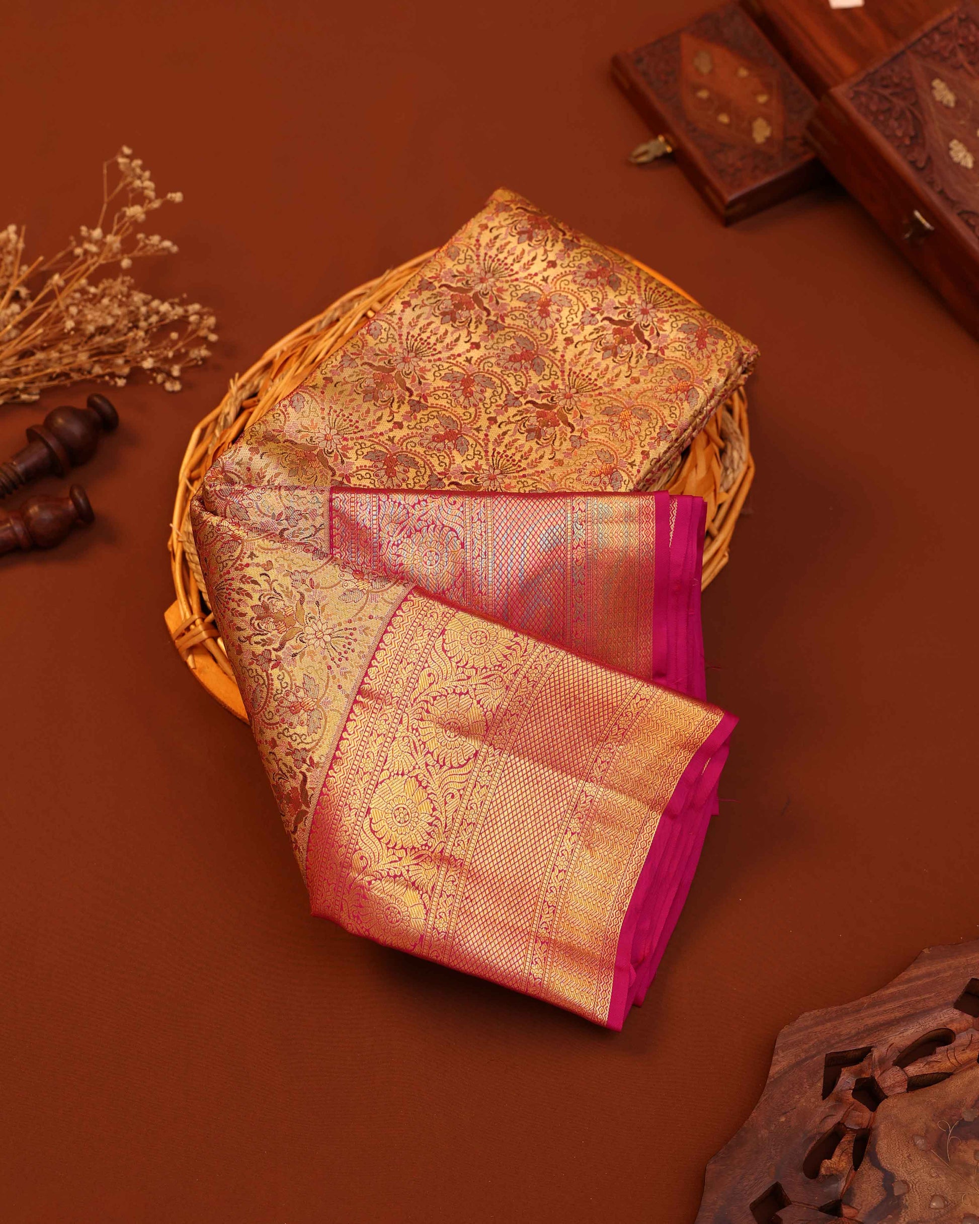Elegant Kanchipuram Tissue Silk Saree with Floral Brocade Weaving and Rich Traditional Zari Border - Gold