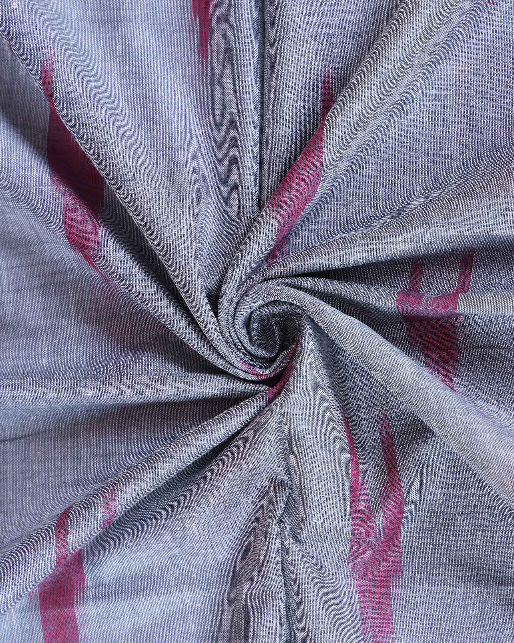 Elegant Linen Cotton Saree with Traditional Ikkat-Inspired Design - close