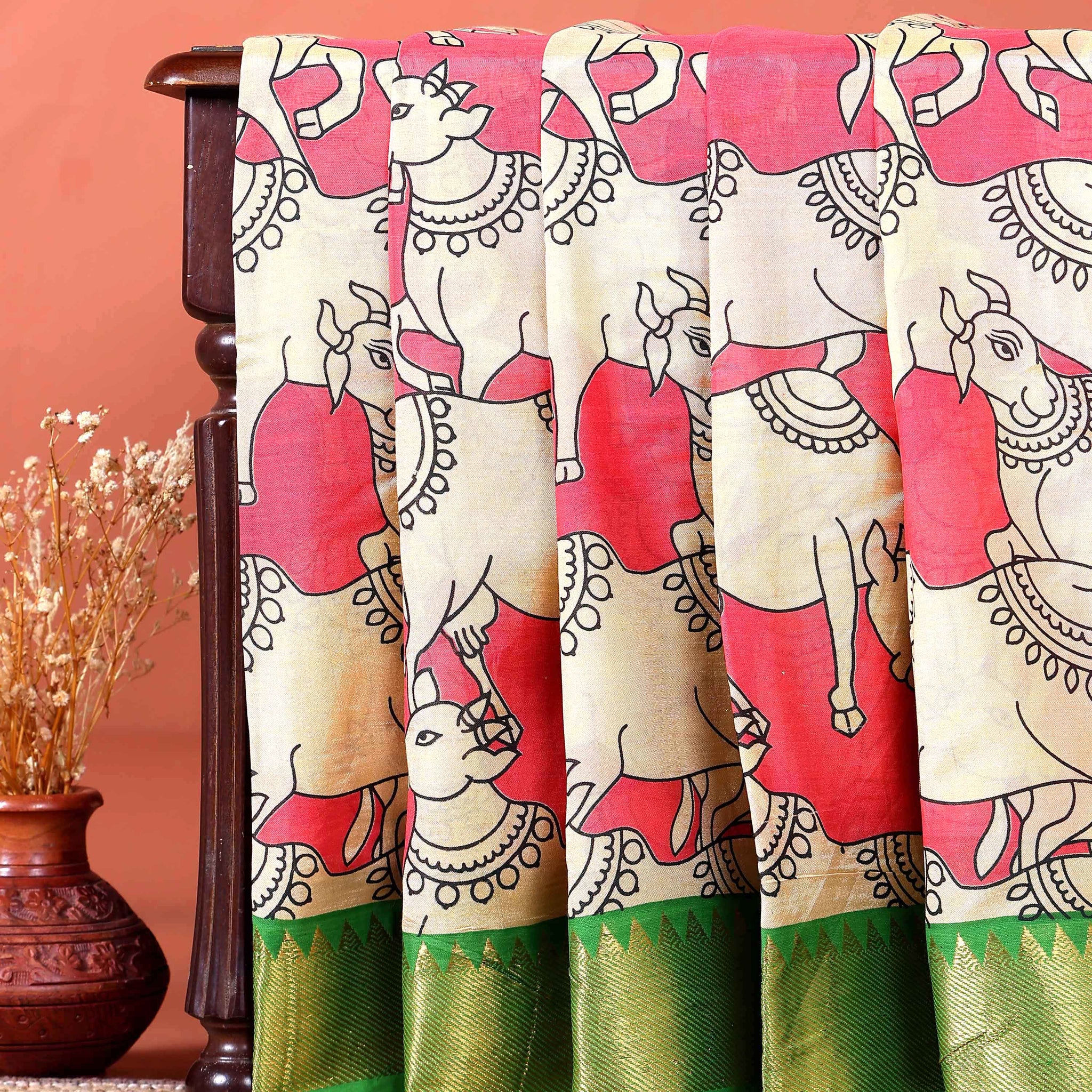 Elegant Mangalagiri Semi Silk Saree with Traditional Kalamkari Motifs - Cream