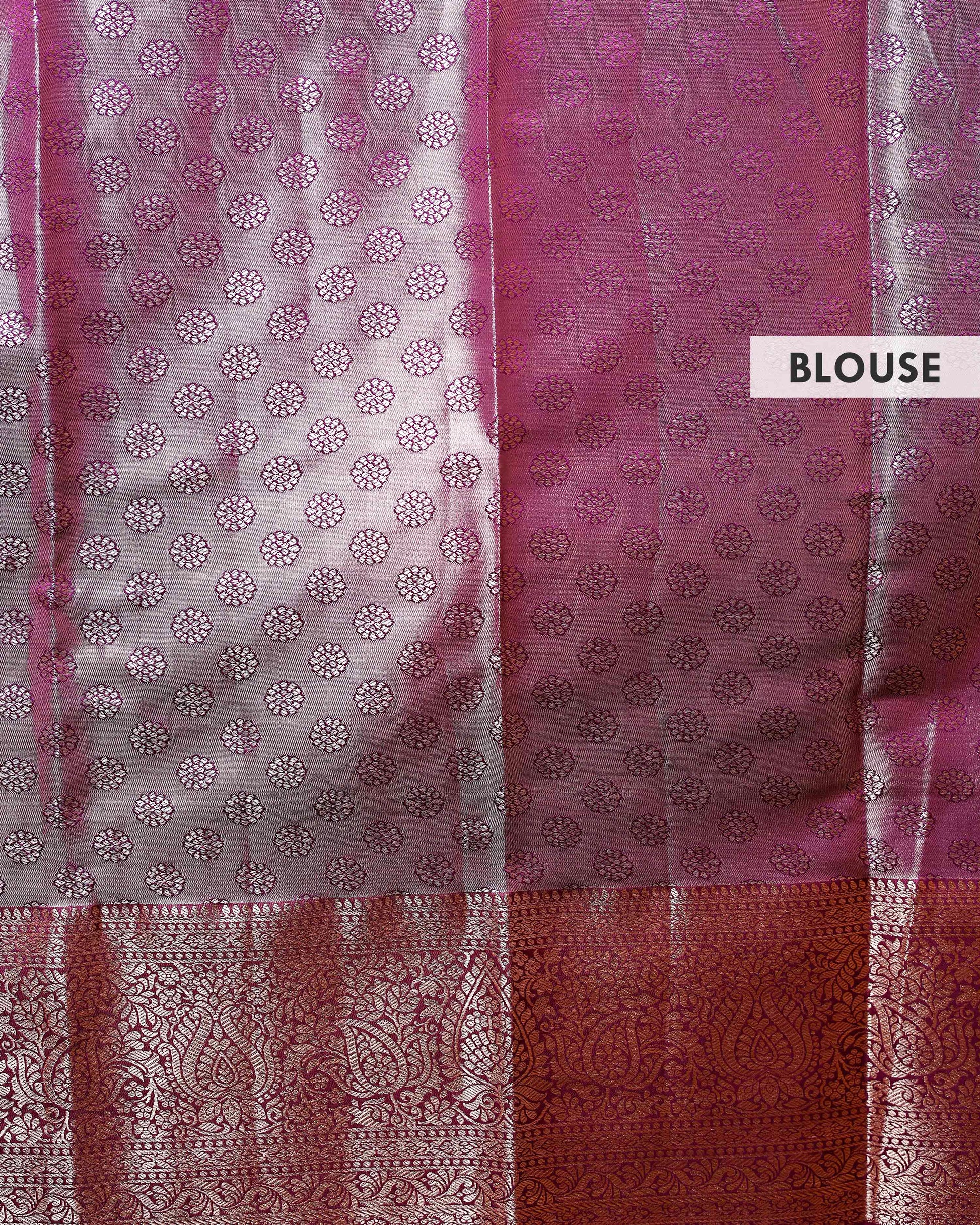 Elegant Niranjana Silk Saree with Intricate Zari Weave and Contrasting Border - Blouse