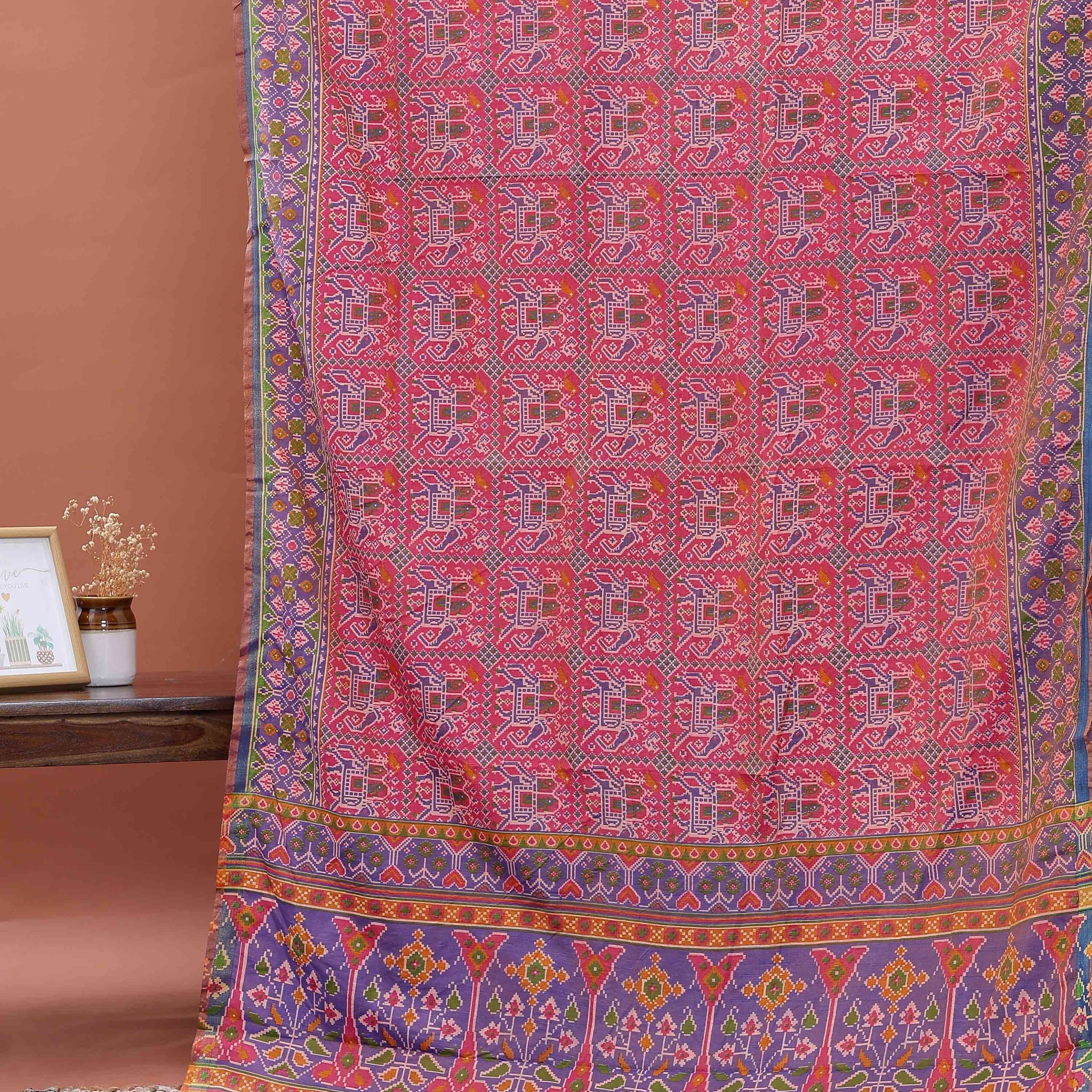 Elegant Patola Handloom Saree with Woven Geometric and Floral Designs - Red