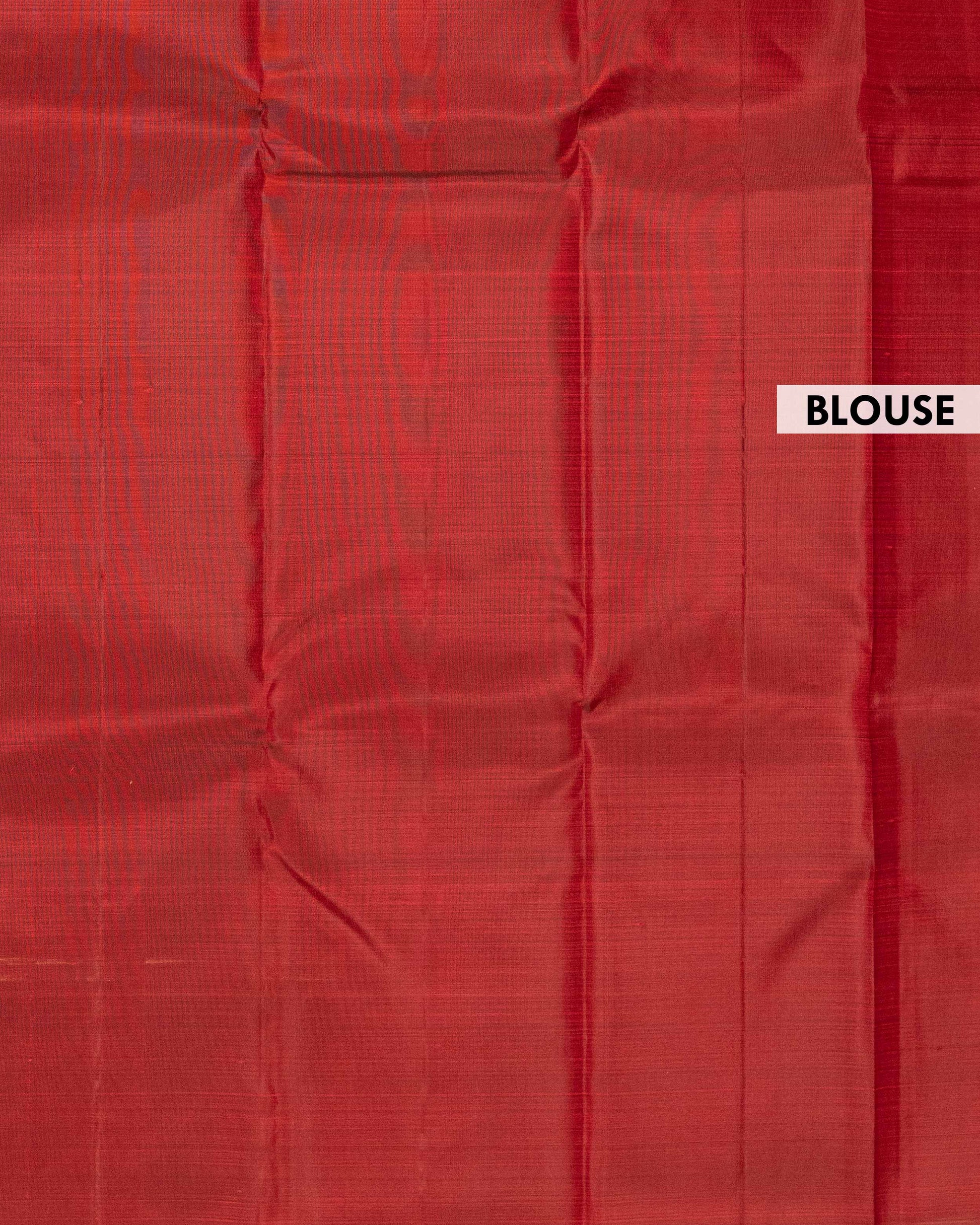 Elegant Pure Handloom Kanchipuram Pure Silk Saree with Zari Woven Buttas and Borderless Design - Red-Blouse