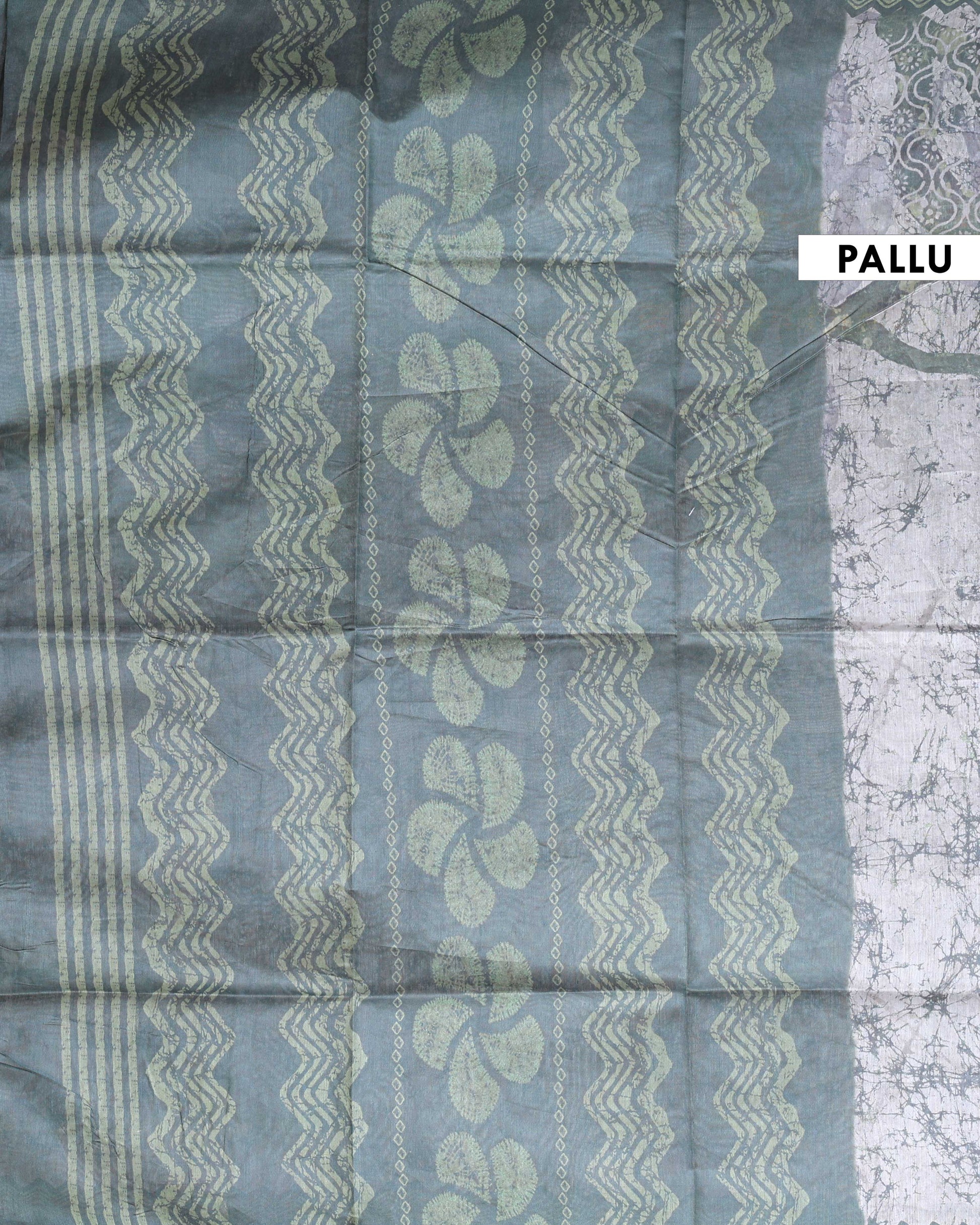 Elegant Semi-Silk Saree with Abstract Floral Print and Detailed Border - Green-Pallu