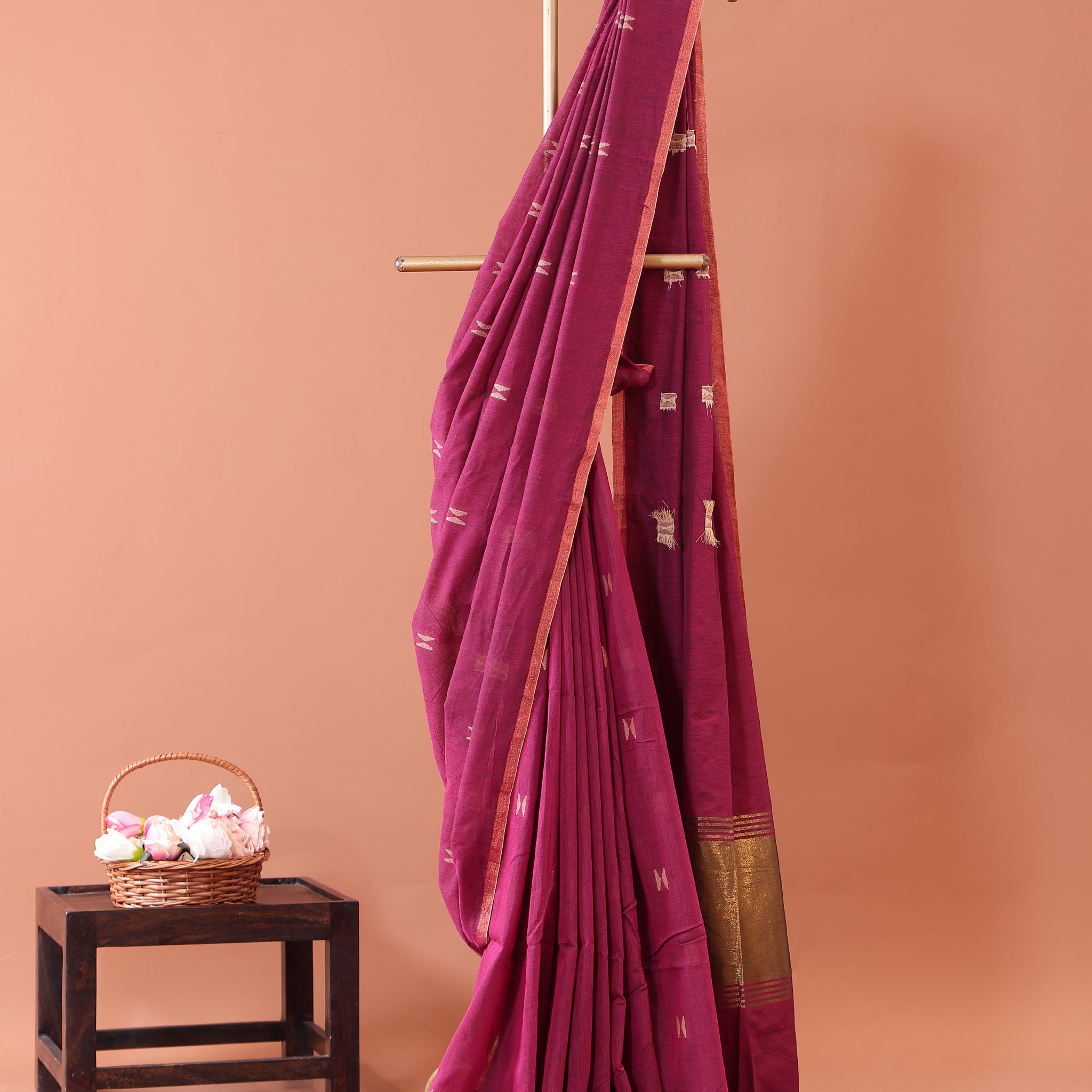 Elegant Semi Silk Cotton Saree Golden Zari Border and All-Over Thread Motifs - Onion Pink