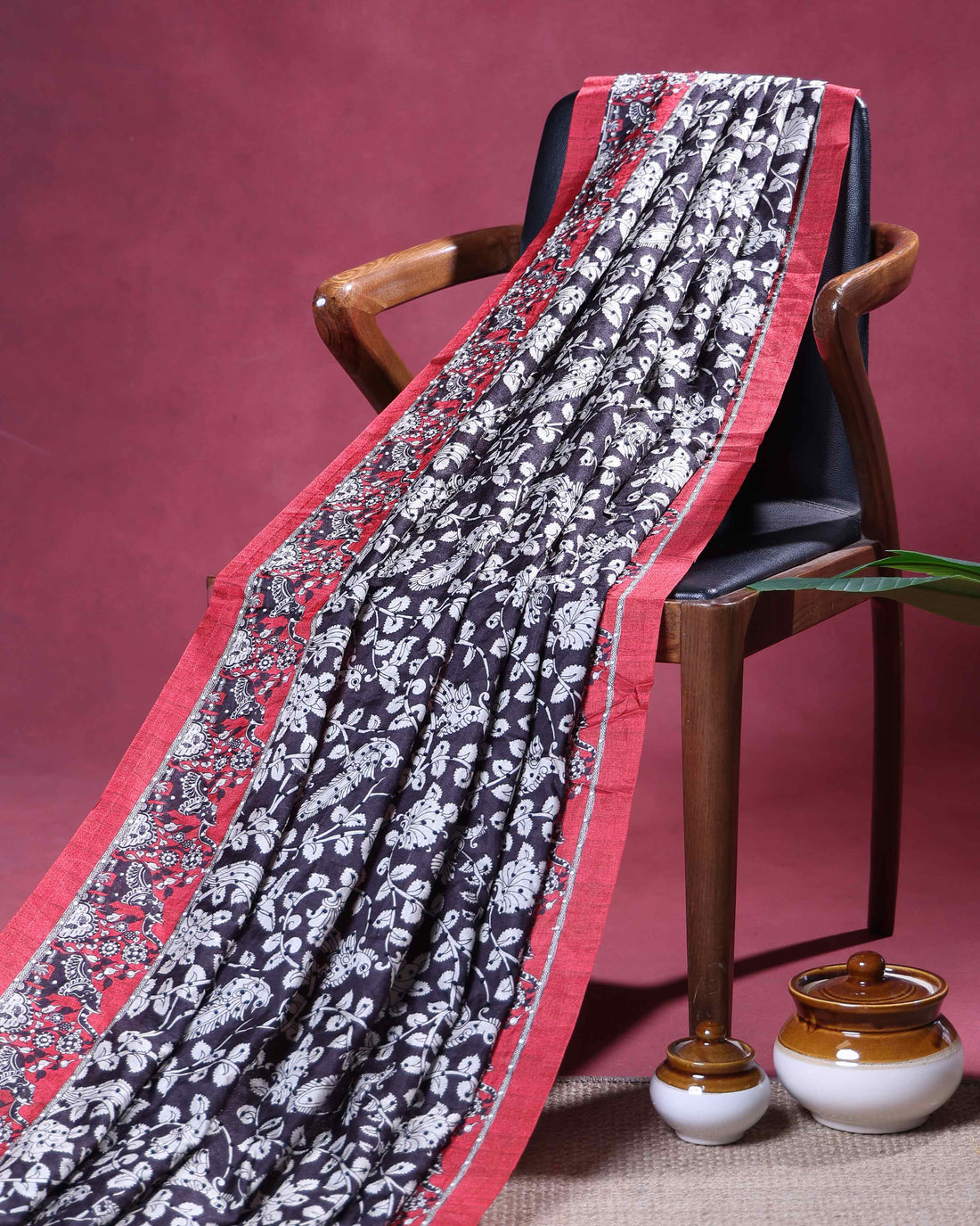Elegant Semi Tussar Kalamkari Inspired Knot Work Saree with a Classic Self Border - Black