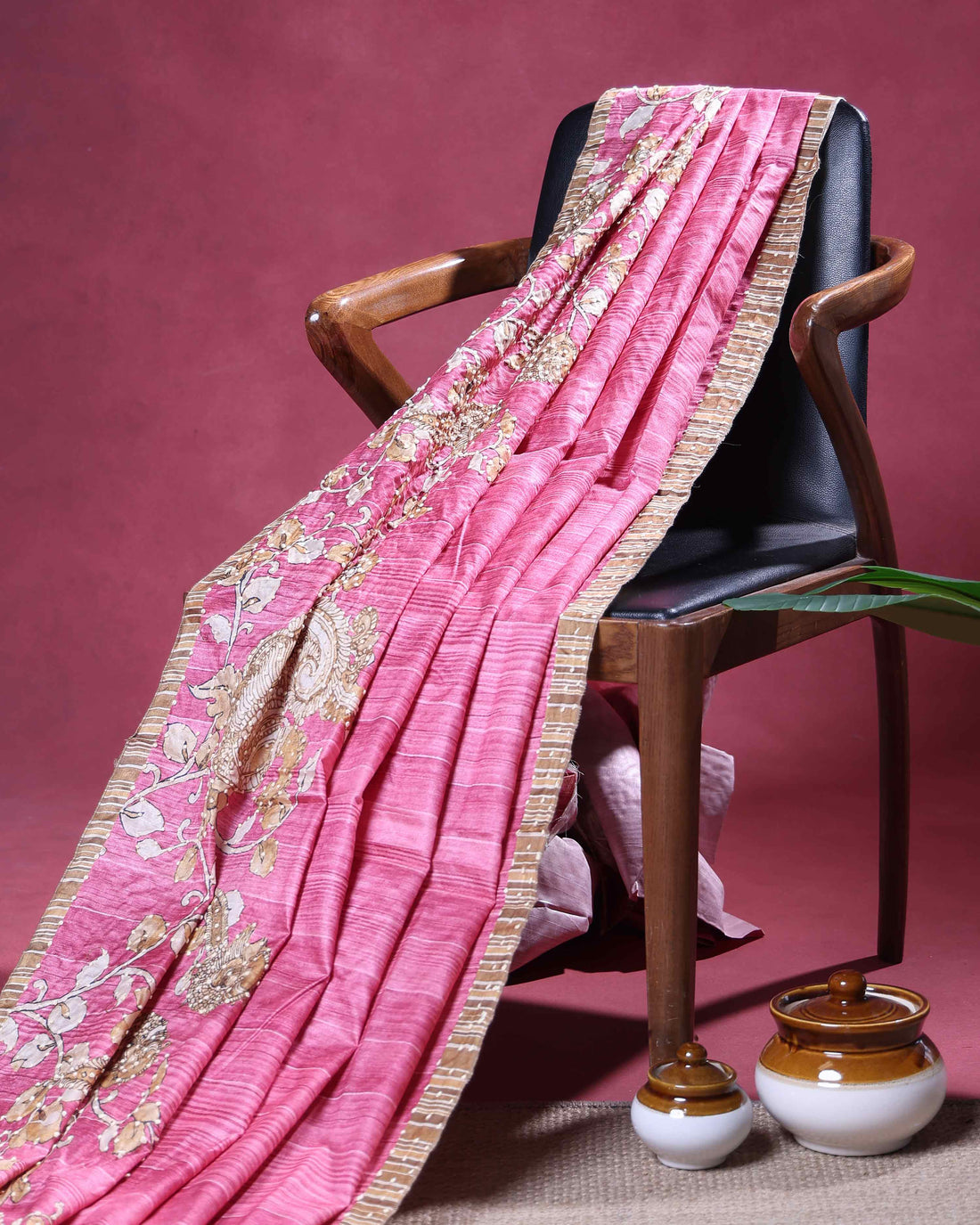 Elegant Semi Tussar Kalamkari Inspired Knot Work Saree with a Classic Self Border - Pink