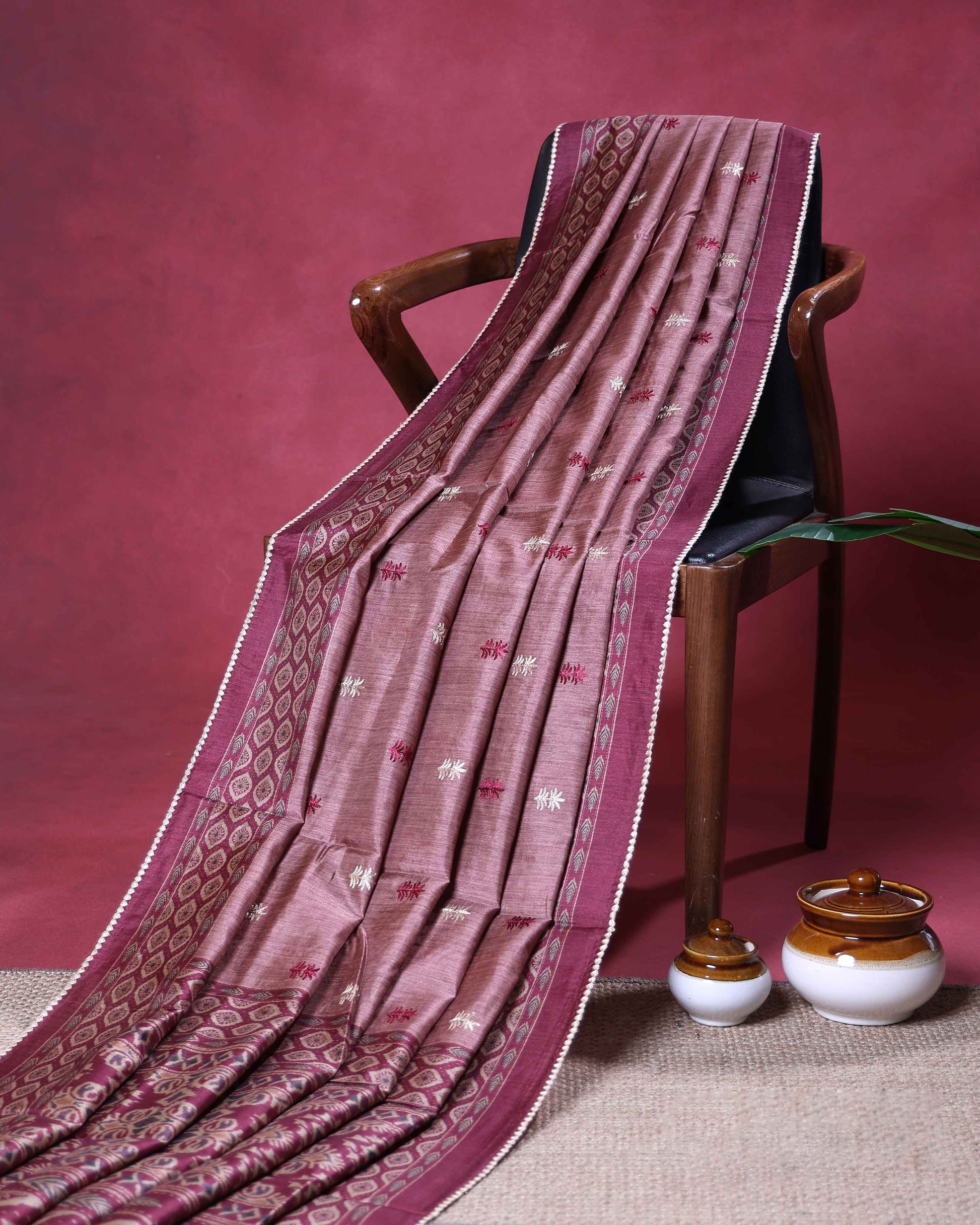 Elegant Semi Tussar Saree with All Over Buti Motifs and Traditional Woven Border - Onion Pink