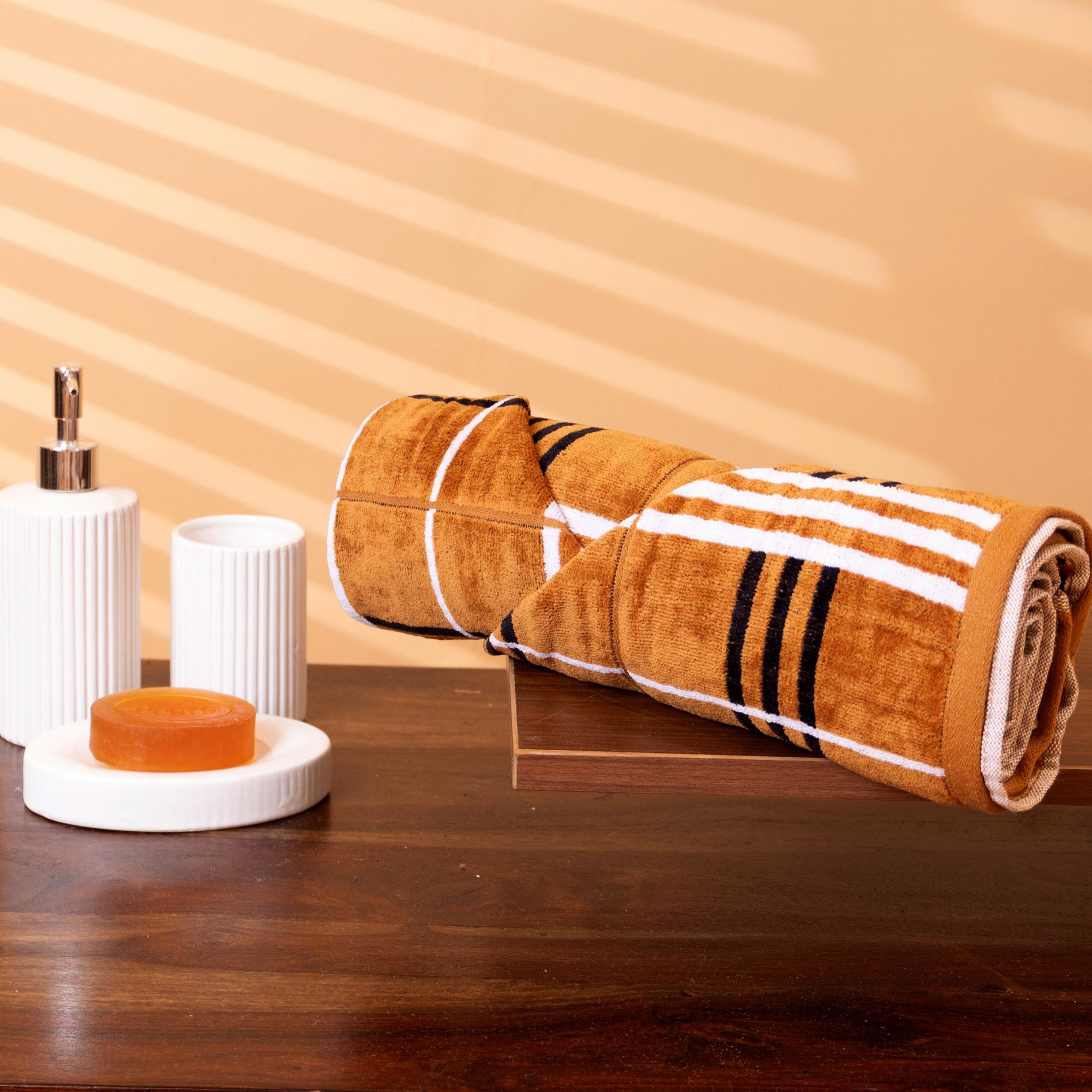 Elegant Soft Classic Striped Terry Cloth Bath Towel - Brown