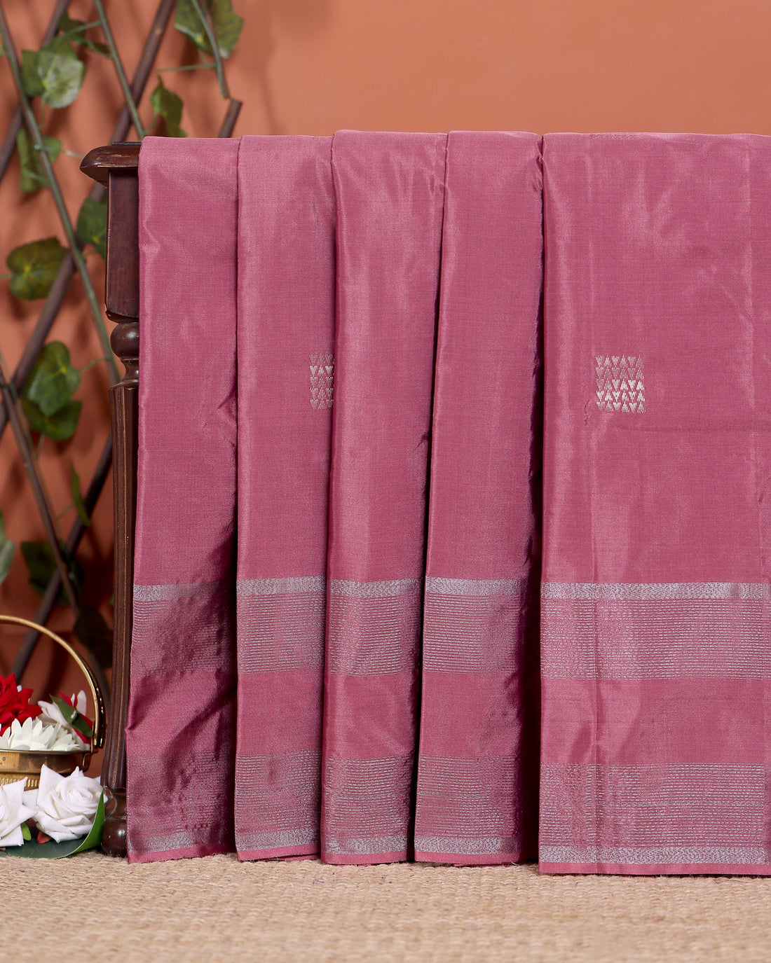 Elegant Soft Silk Saree with Detailed Zari Motifs and Border - Onion Pink