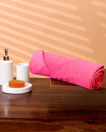 Elegant Soft and Absorbent Microfiber Hand Towel - Pink