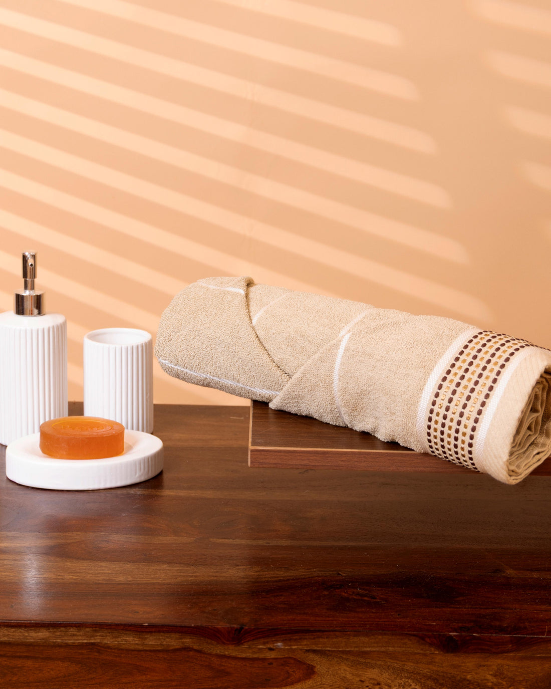 Elegant Striped Textured Cotton Bath Towel - Beige