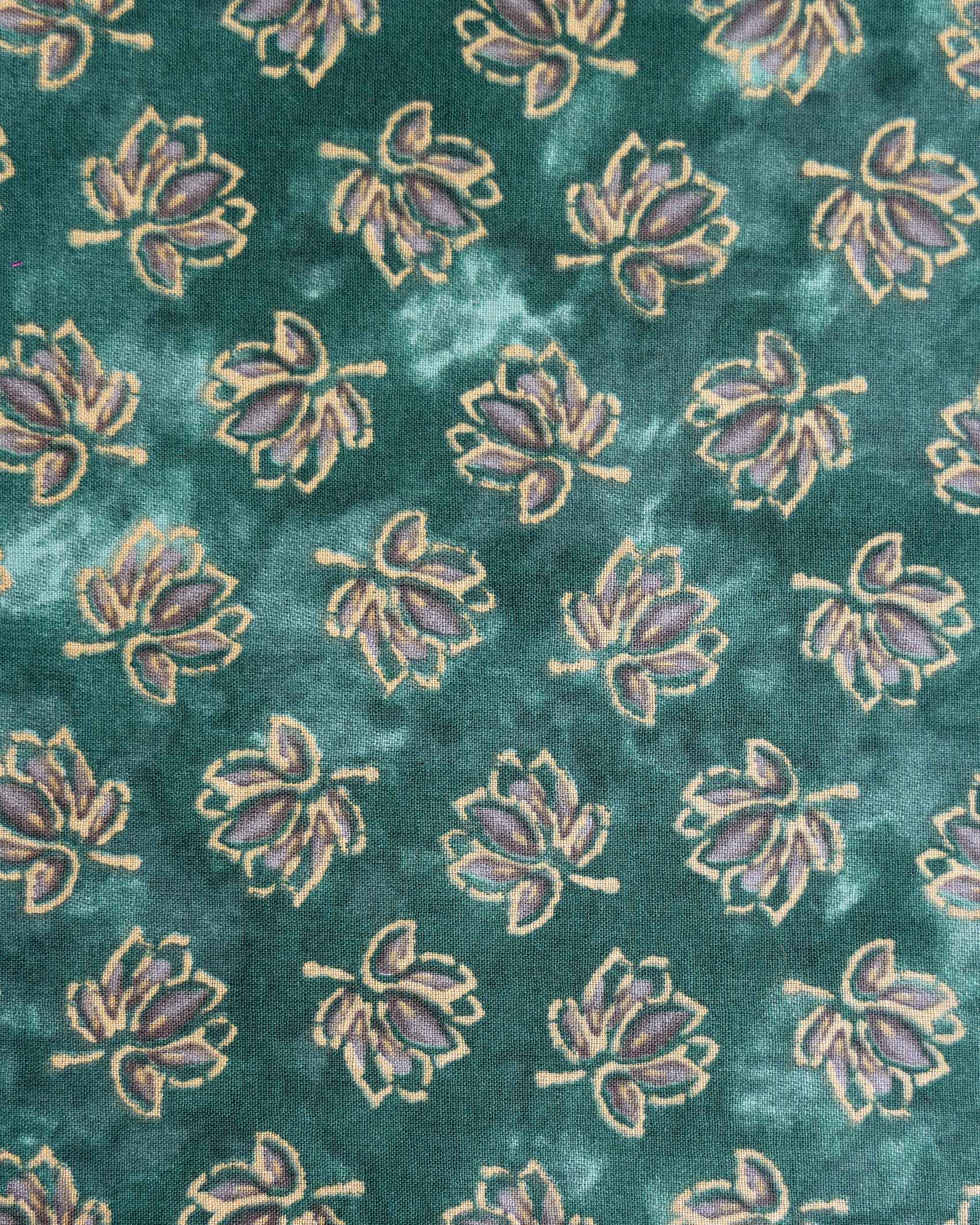 Elegant Stylish Women’s 1 Meter Blouse Material with All Over Floral Motif Design - Green