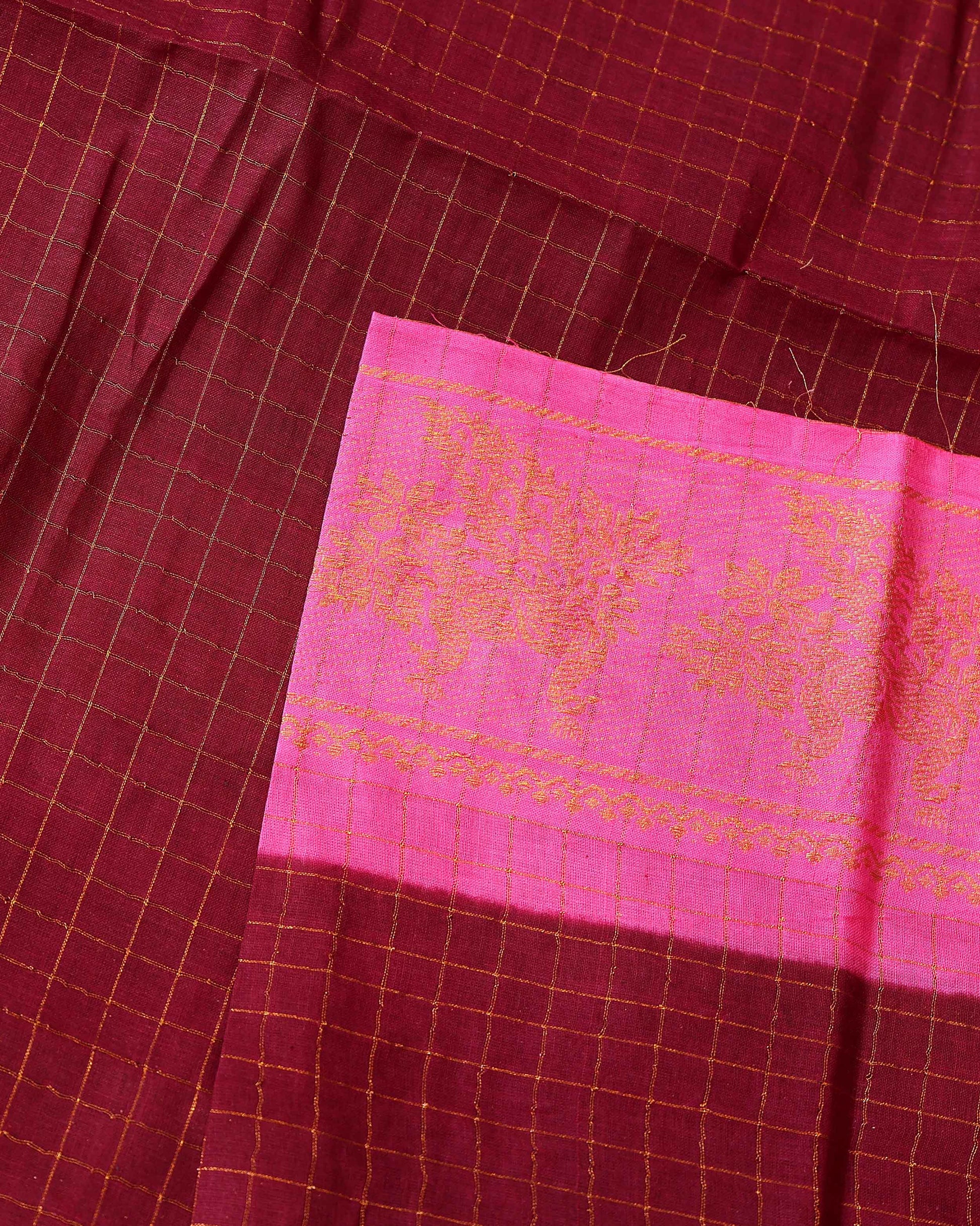 Elegant Sungudi Cotton Saree Zari Checked Pattern with Contrast Traditional Border and Pallu - Dark Maroon