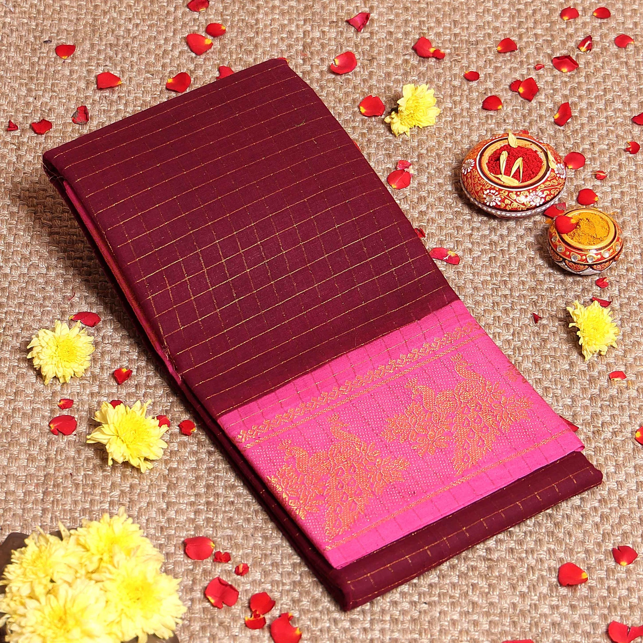 Elegant Sungudi Cotton Saree Zari Checked Pattern with Contrast Traditional Border and Pallu - Dark Maroon