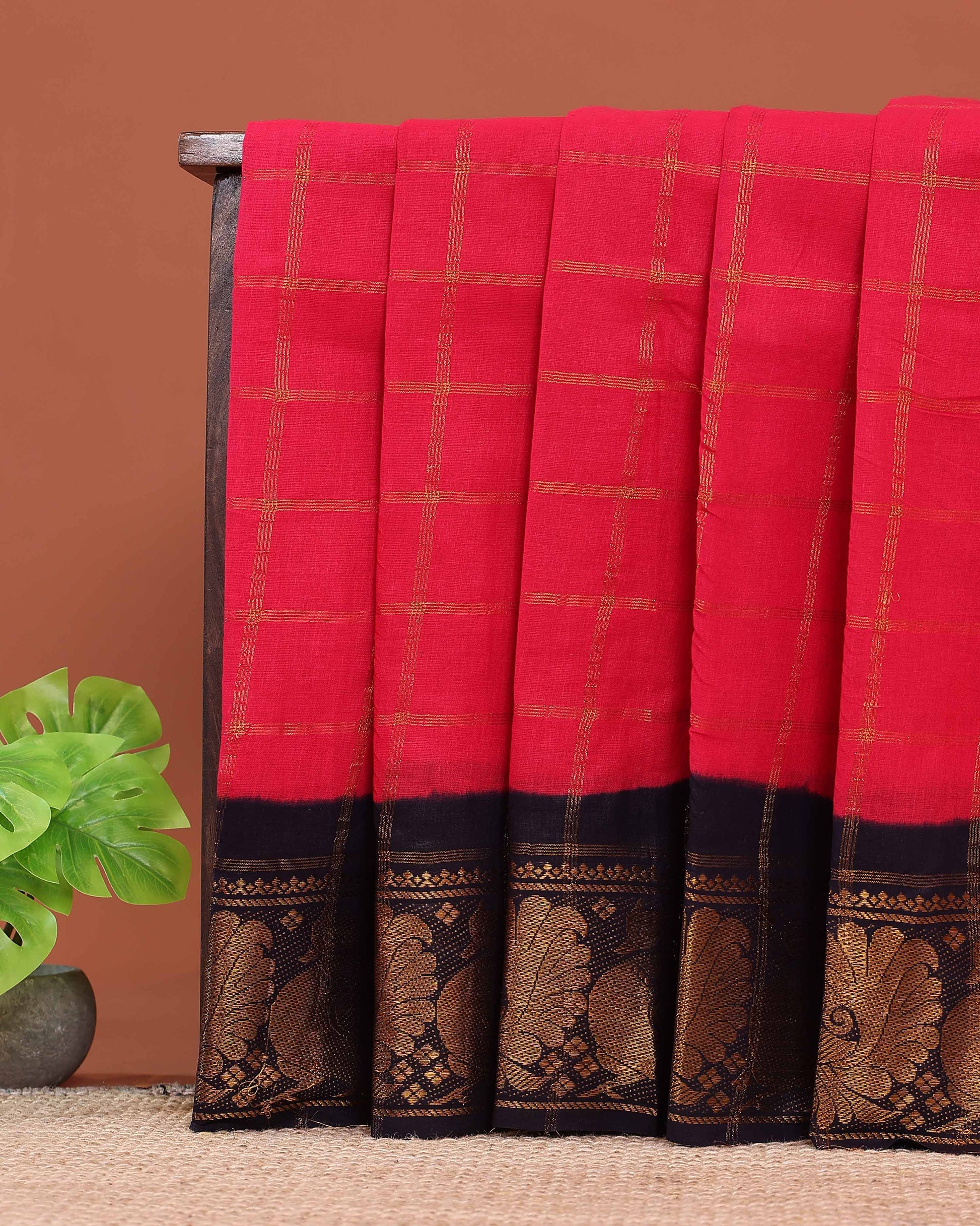 Elegant Sungudi Cotton Saree with Bold Checked Pattern and Intricate Peacock Zari Border - Pink