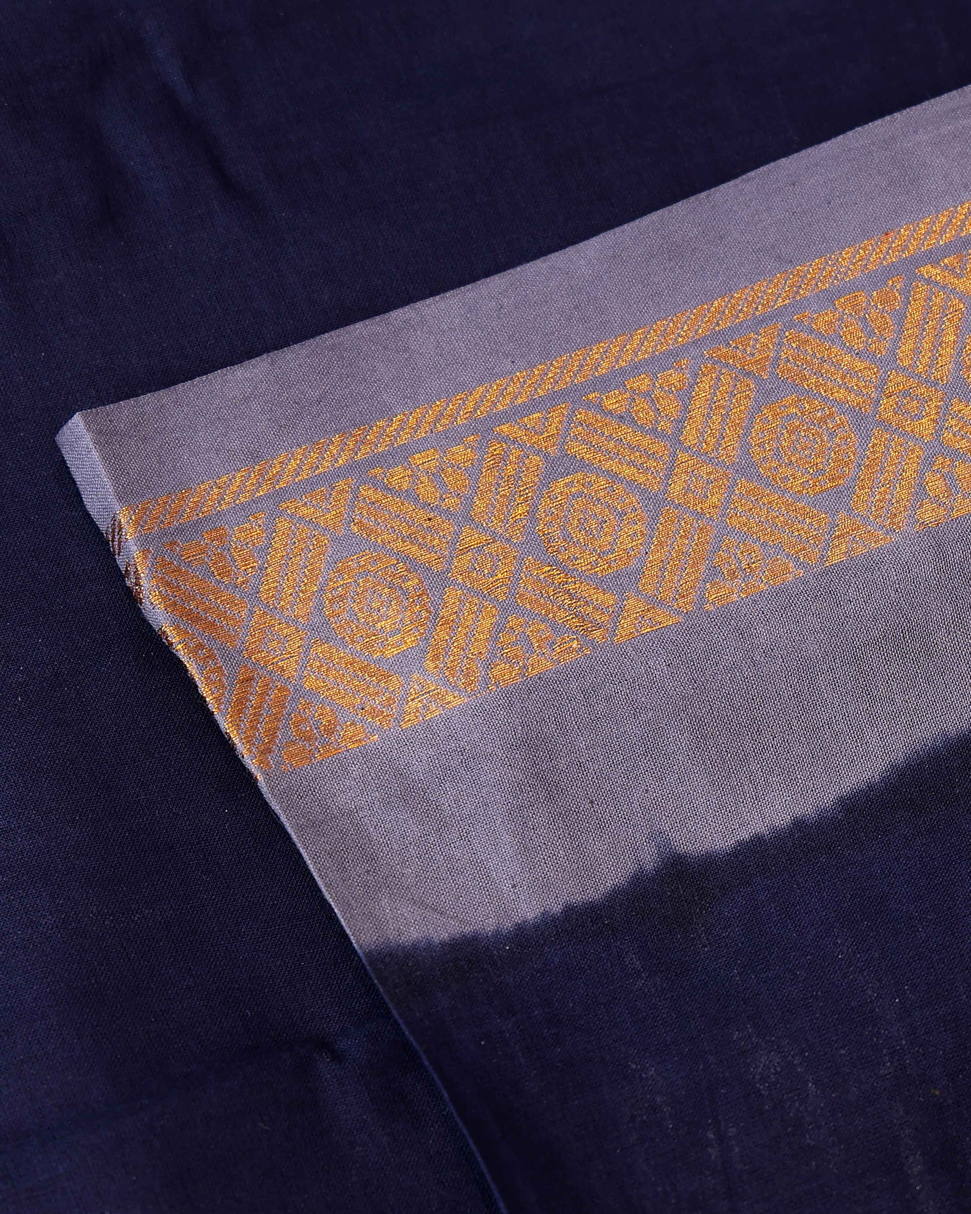 Elegant Sungudi Cotton Saree with Elegant Peacock Zari Border and Plain Body Design - Navy Blue 