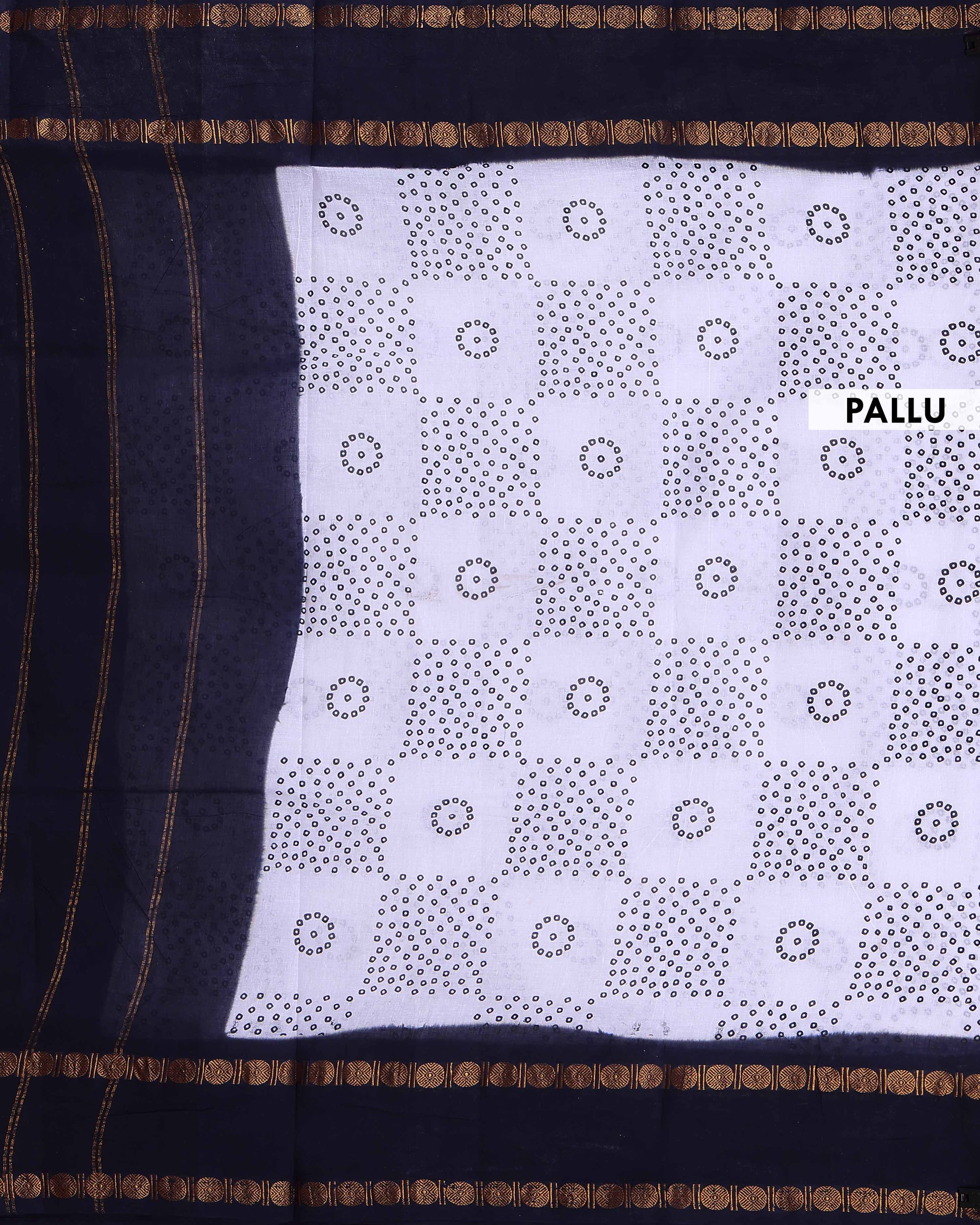 Elegant Sungudi Cotton Saree with Traditional Bandhani Motifs and Elegant Zari Border - White 