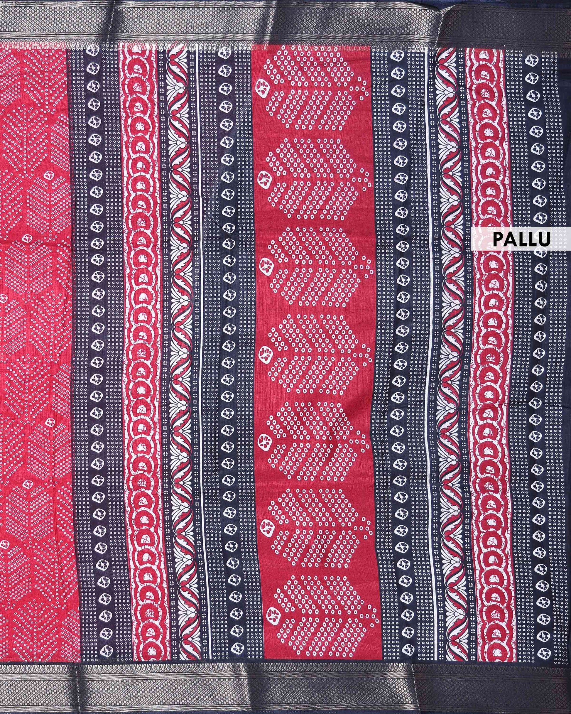Elegant Traditional Dola Silk Saree with Intricate Leaf Motif and Subtle Geometric Border - Light Red-Pallu