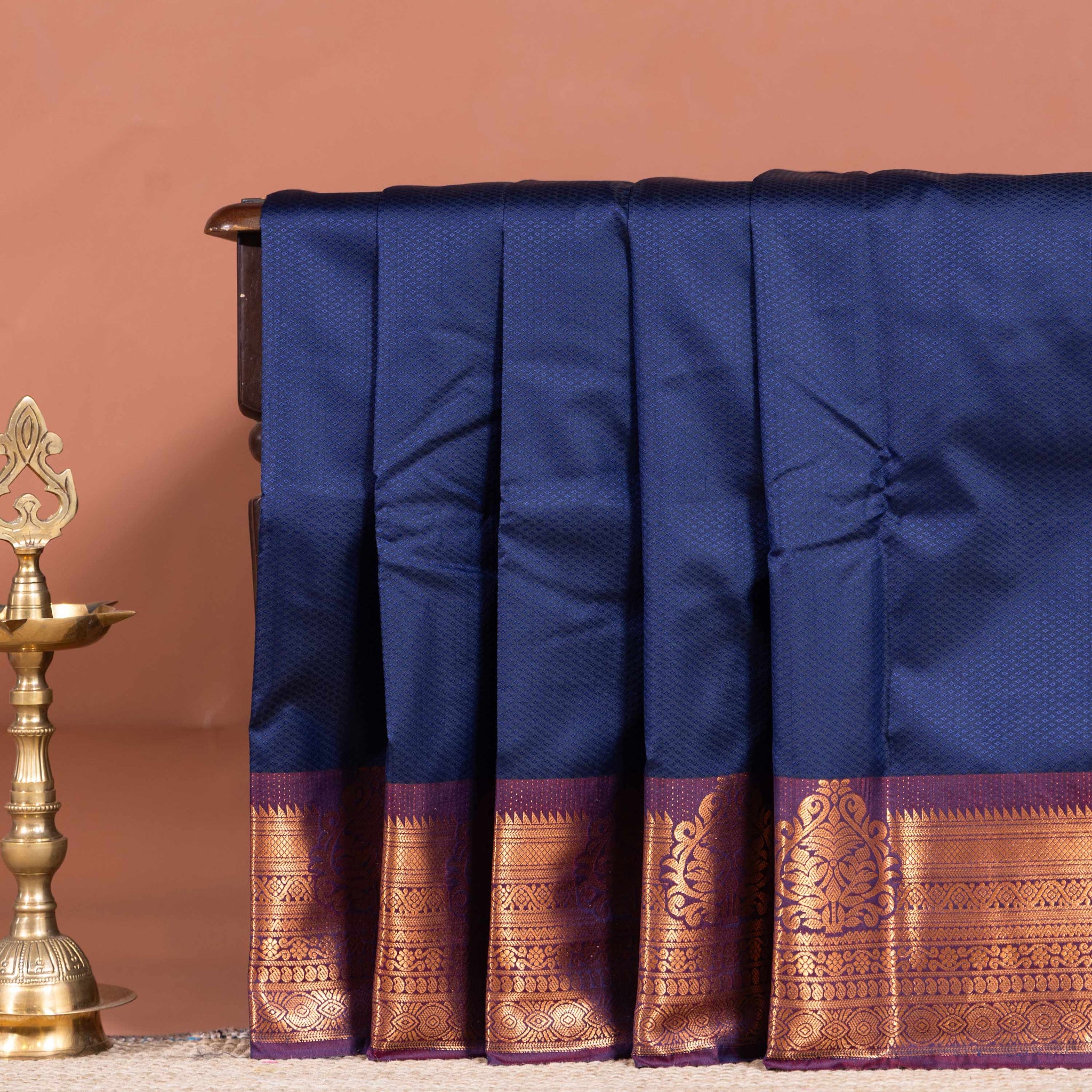 Elegant Traditional Elampillai Silk Cotton Saree with Temple Inspired Motifs - Navy Blue