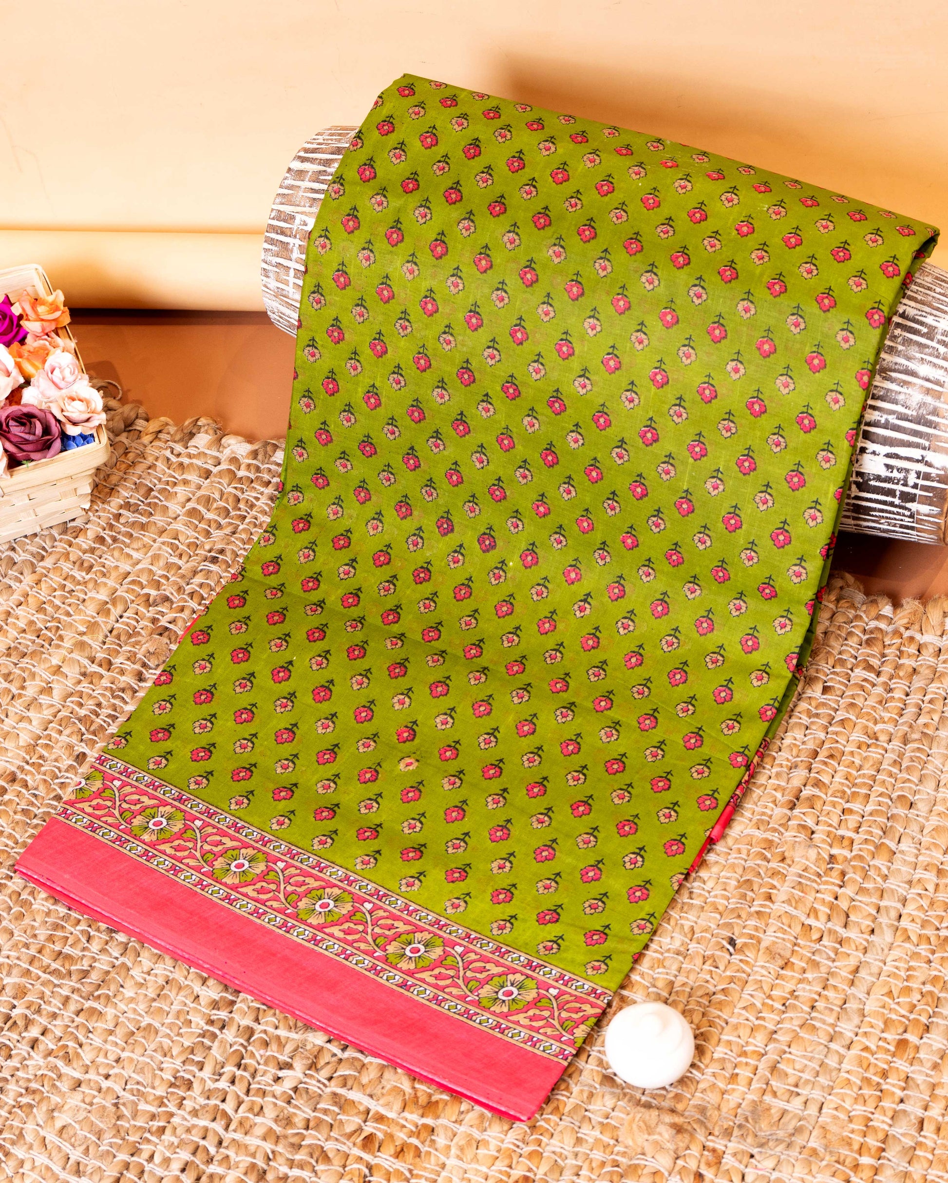 Elegant Voile Cotton Saree with Delicate Floral Motifs and Traditional Border - Green