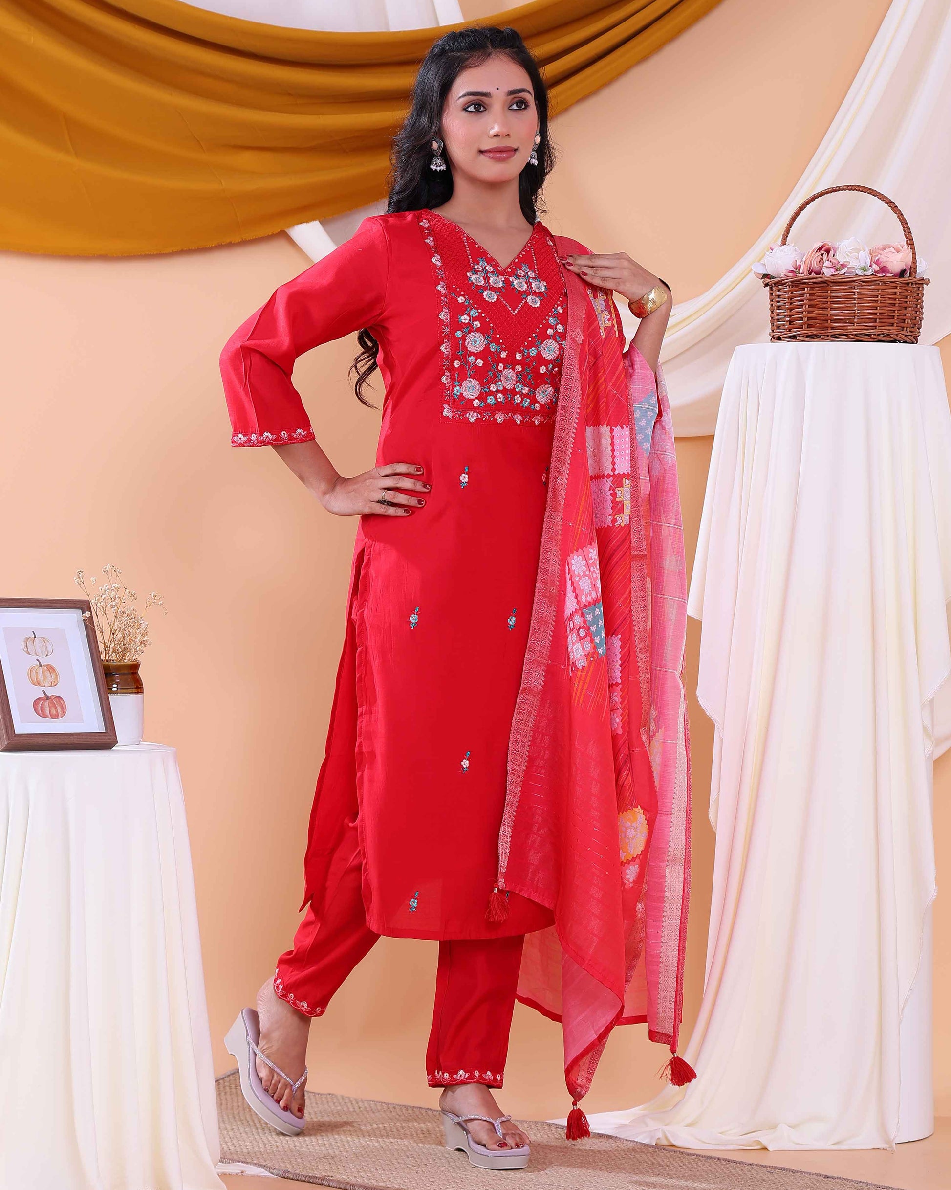 Elegant Women's Floral Embroidered Straight Fit Kurta Set with Dupatta - Red-Side