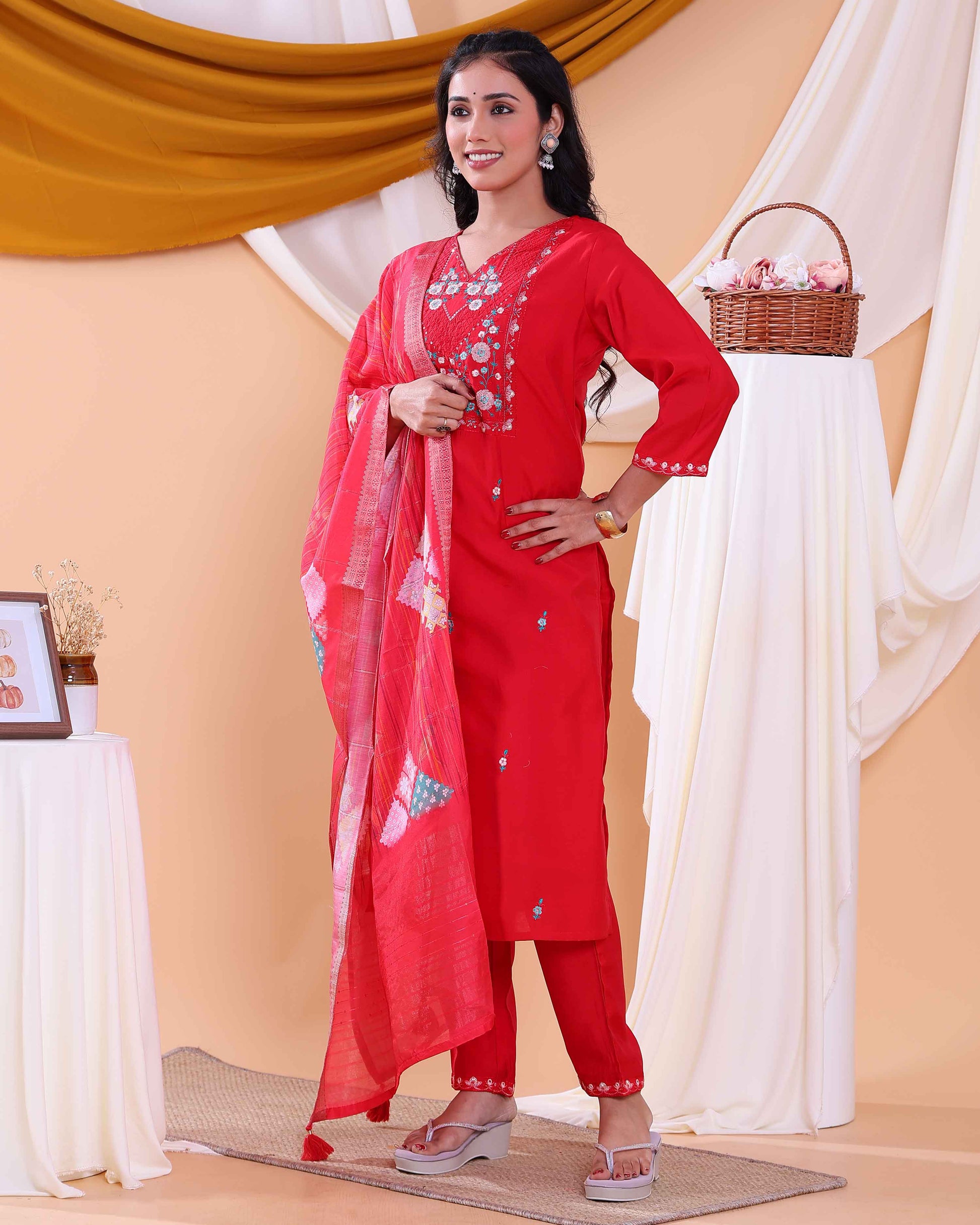 Elegant Women's Floral Embroidered Straight Fit Kurta Set with Dupatta - Red-Side