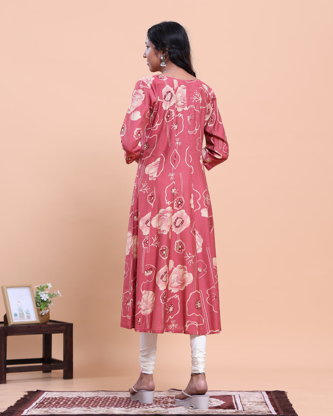 Elegant Women's Floral Printed A-Line Kurta with 3/4 th Sleeves- Pink
