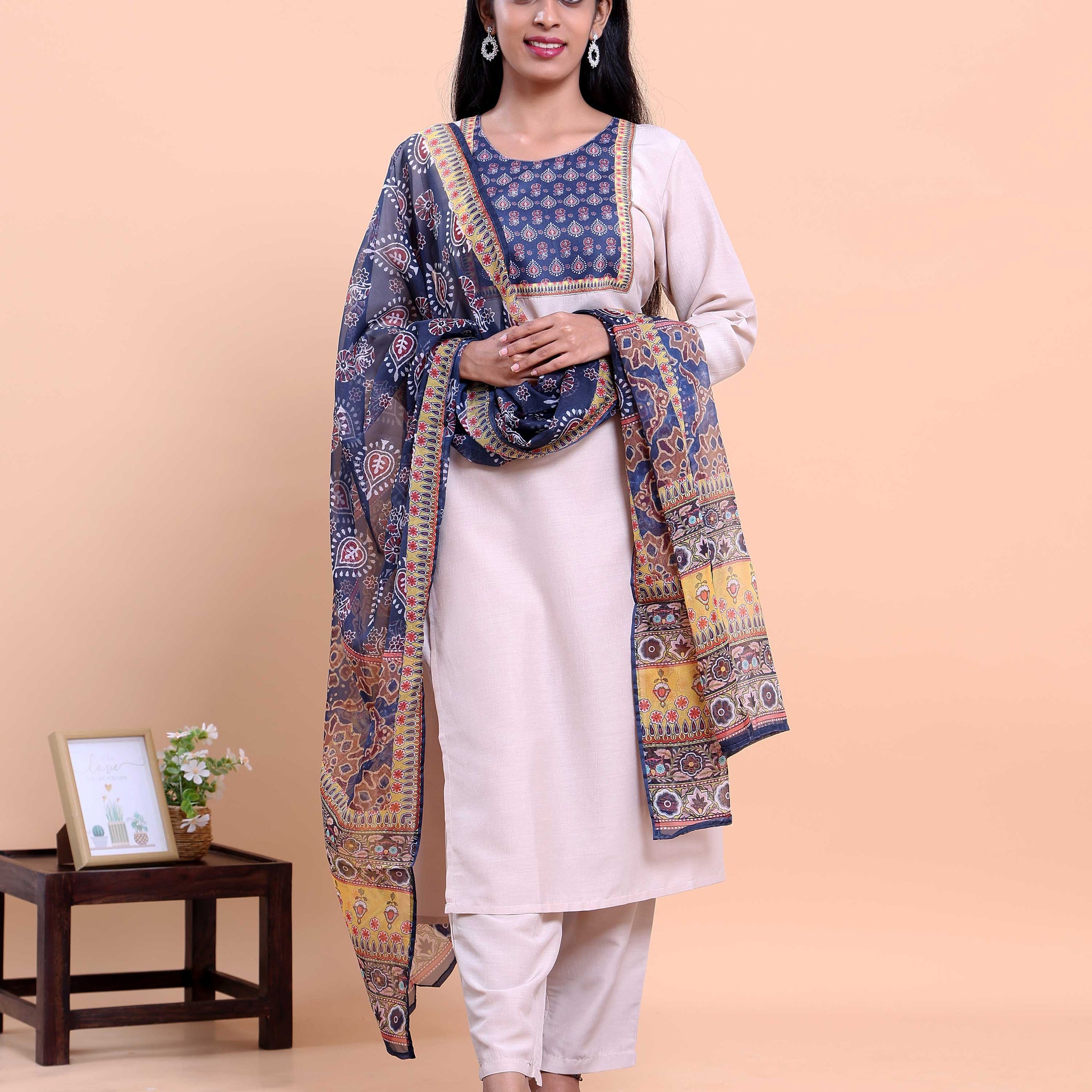 Elegant Women's Printed Yoke Straight Salwar Suit Set with Dupatta - Light Pink