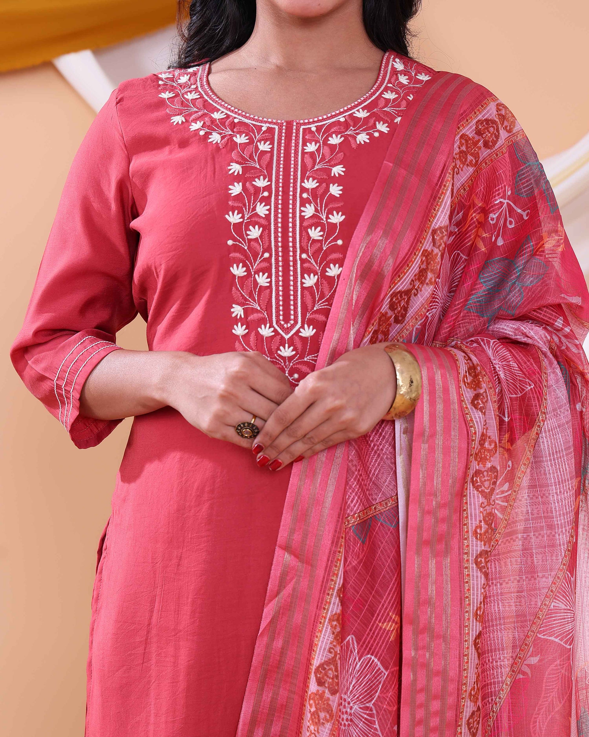 Elegant Women's Straight Kurta with Pants and Jacquard Printed Dupatta - Red-CLOSE