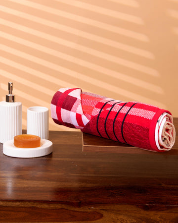 Elegant Woven Cotton Bath Towel with Striped and Checked Pattern - Red