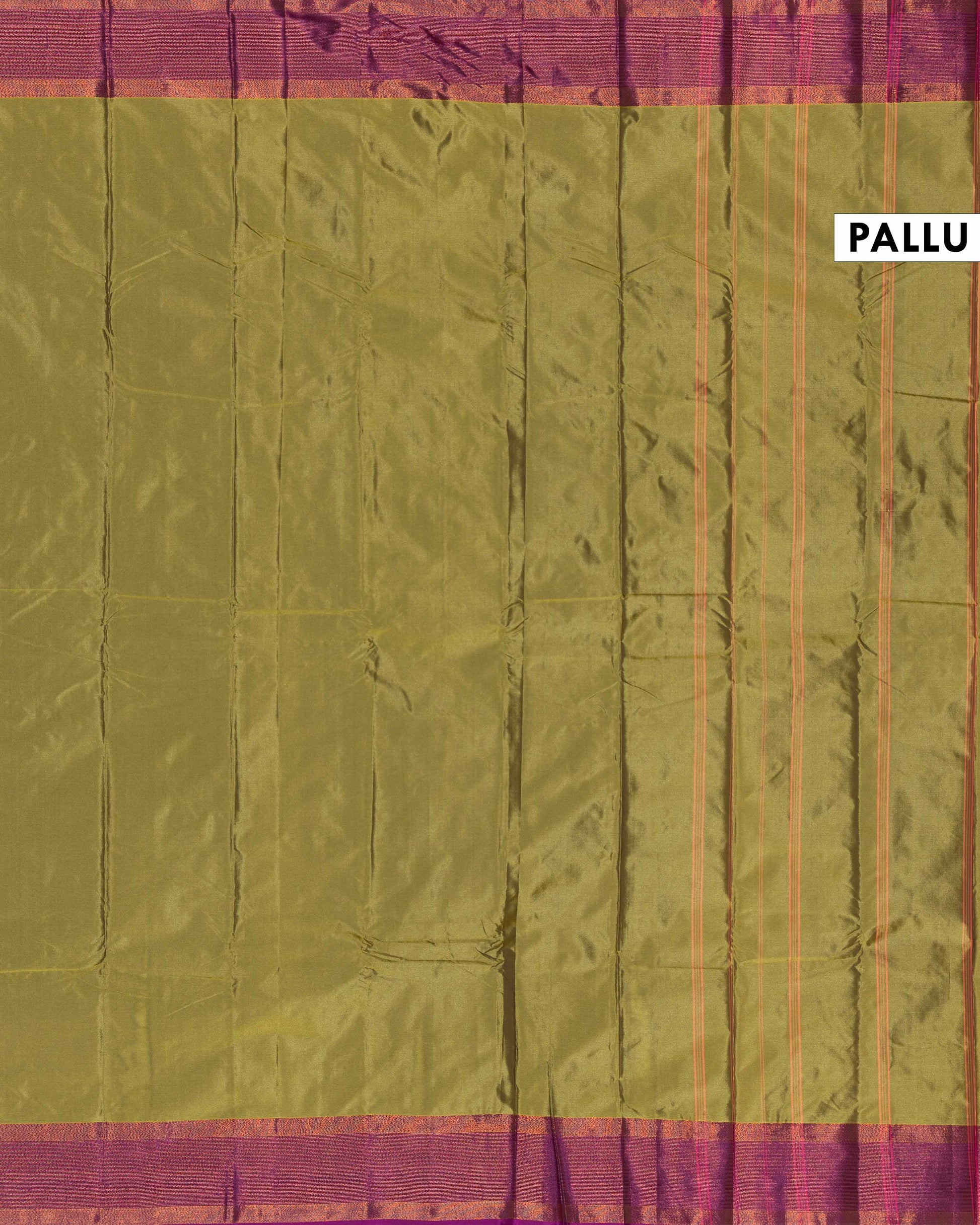 Elegantly Woven Soft Silk Saree with Grand Pallu and Traditional Border Detailing  - Green