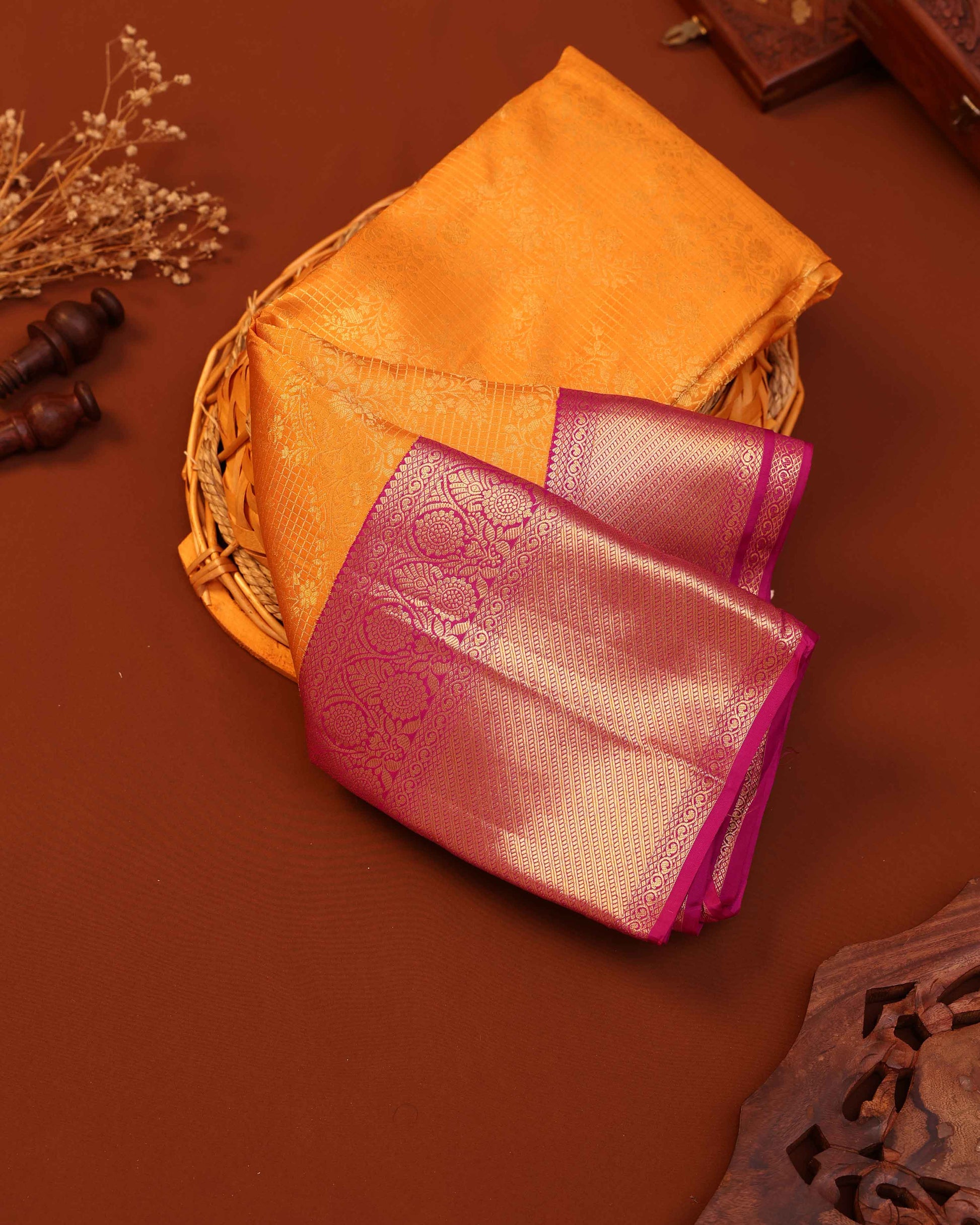 Exquisite Handloom Kanchipuram Pure Silk Saree with Intricate Zari Weave - Yellow