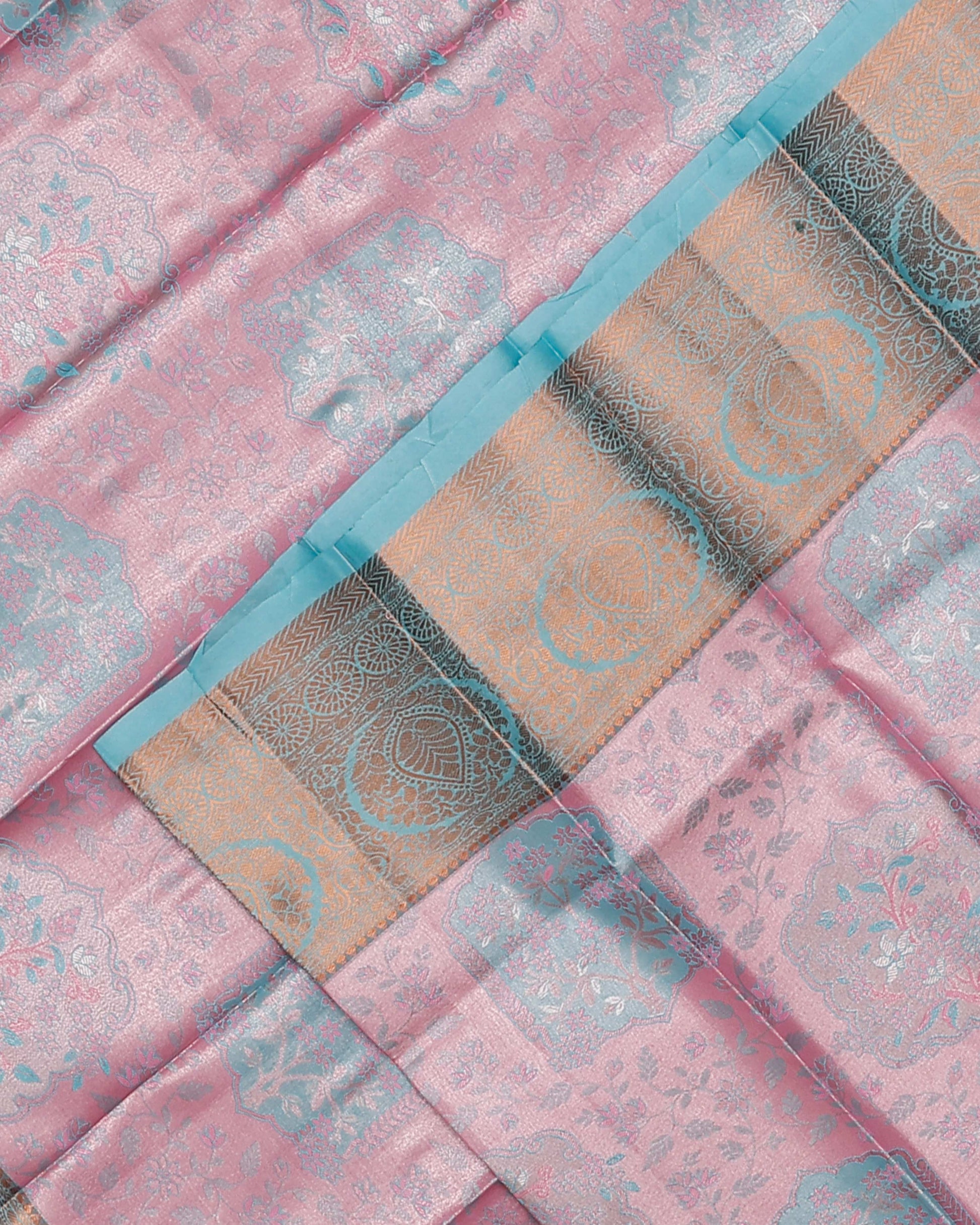 Exquisite Handloom Kanchipuram Tissue Saree with Intricate Zari Weave - Pink-Close Up