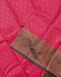 Exquisite Kanchipuram Pure Silk Saree with Rich Zari Weaving and Contrast Border - Red-Close Up
