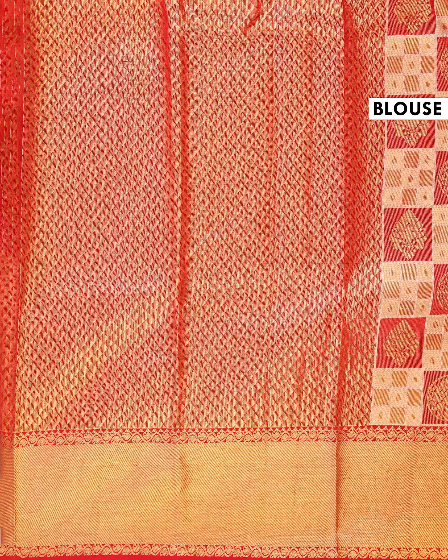 Exquisite Kanchipuram Pure Silk Saree with Traditional Zari Weave and Intricate Border - Blouse