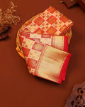 Exquisite Kanchipuram Pure Silk Saree with Traditional Zari Weave and Intricate Border - Off White