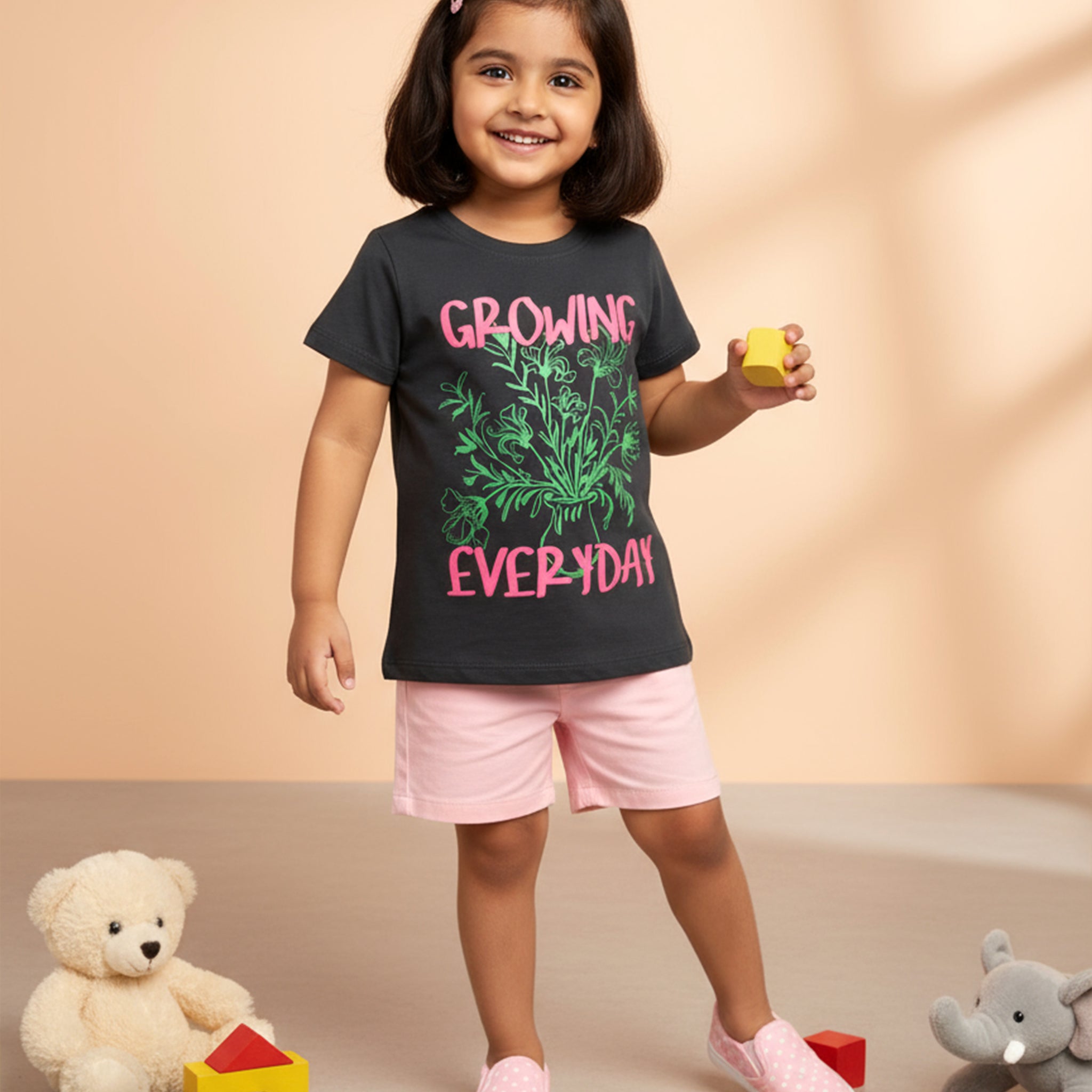Girls' Graphic Print Crew Neck T-Shirt - Black