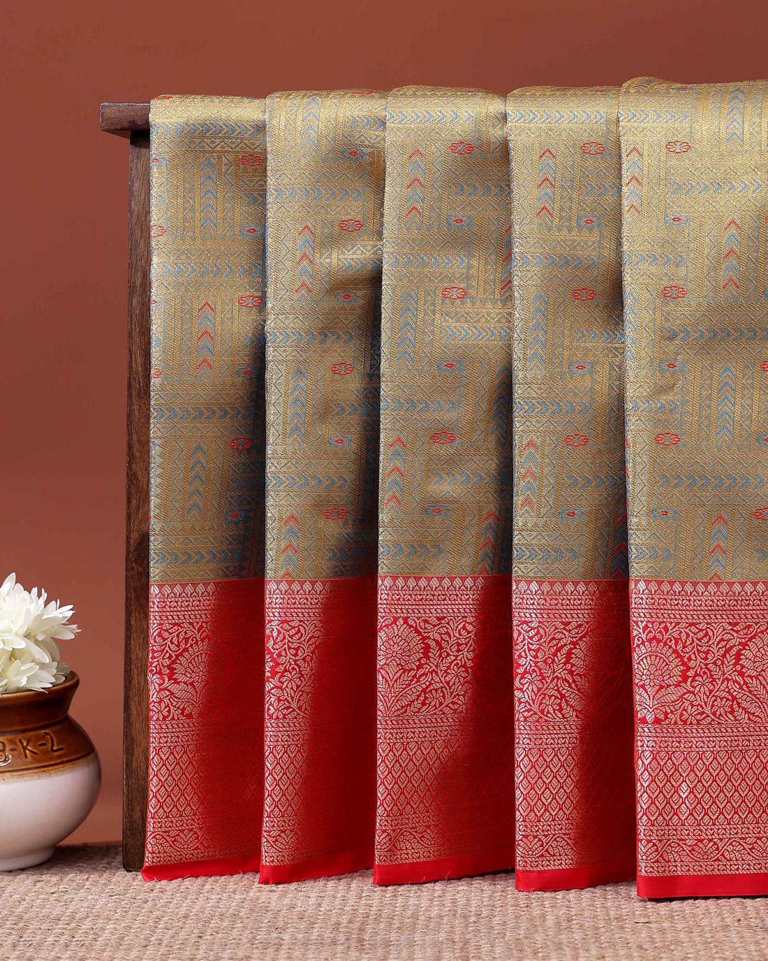 Graceful Niranjana Silk Saree with Intricate Zari Weave and Brocade Border - Olive Green