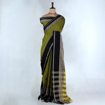 Green Mangalagiri Cotton Saree With Black  Zari Border And Woven Pallu - Full View