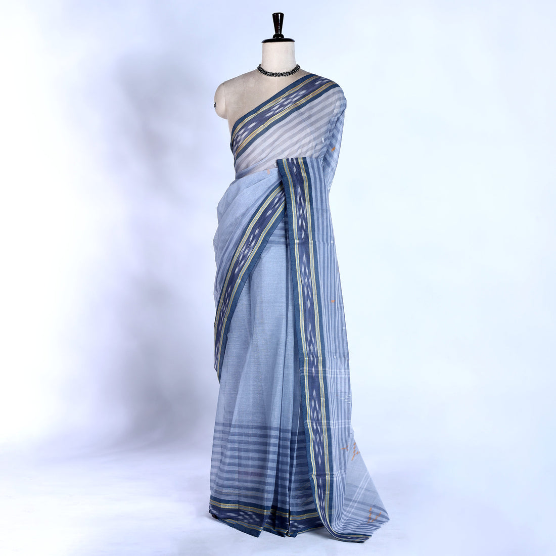 Grey Bengal Cotton Saree For Women | Daily Office Wear Summer Collection | Jeyachandran - Full View