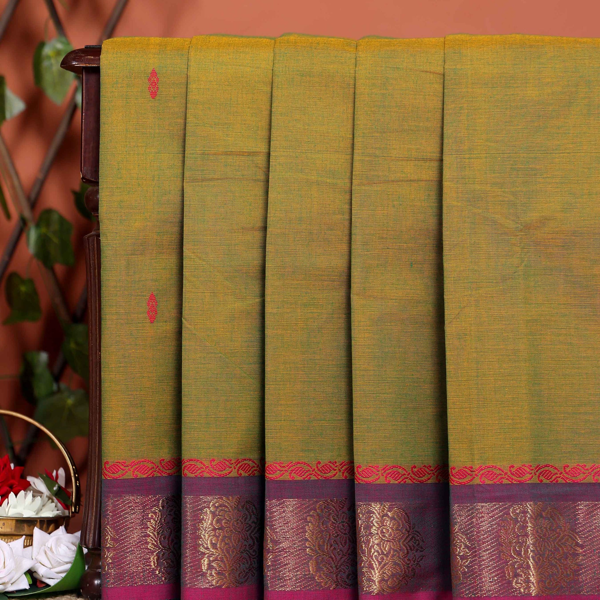 Handloom Chettinad Saree with Contrast Border and Paisley Designs - Olive Green
