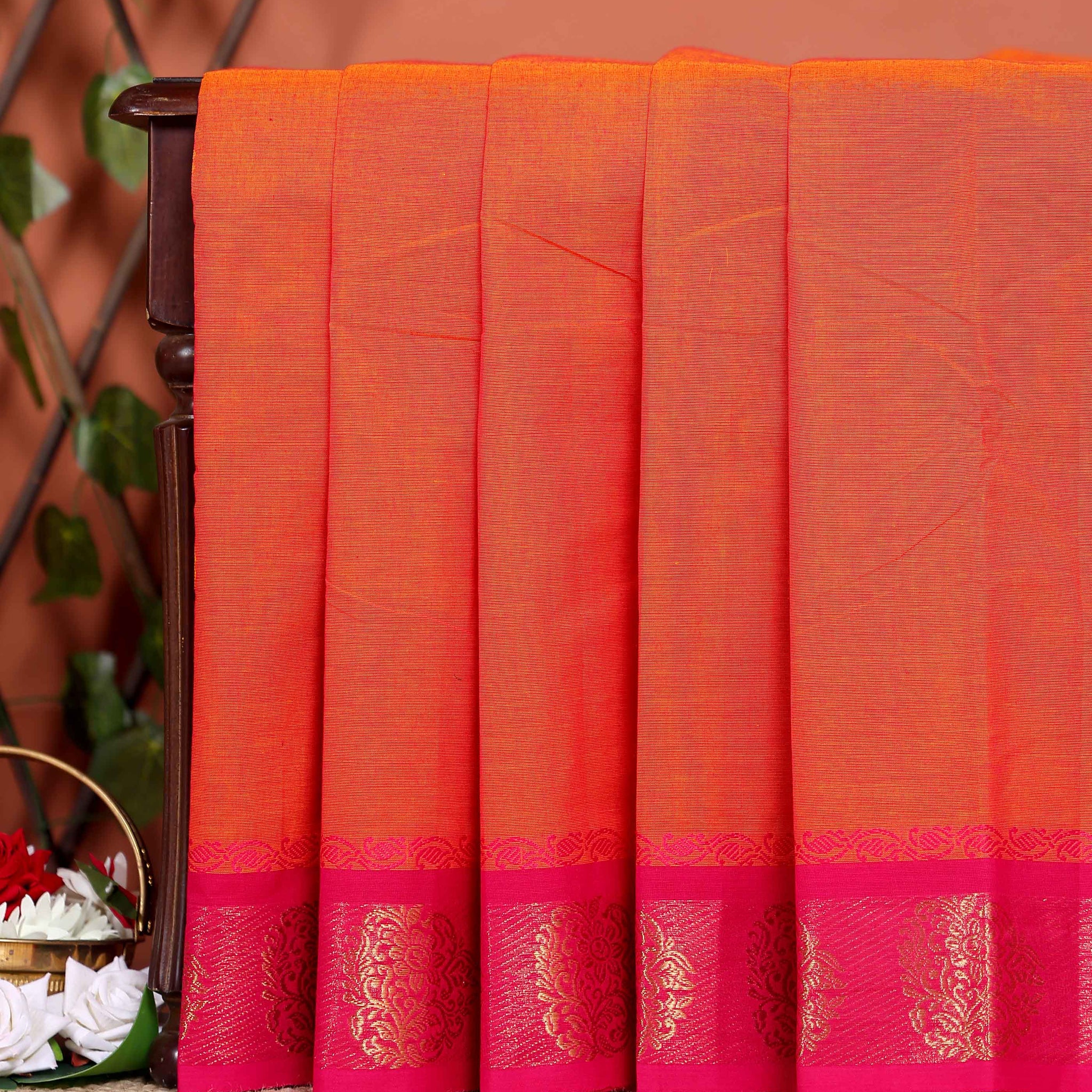 Handloom Chettinad Saree with Contrast Border and Paisley Designs - Orange