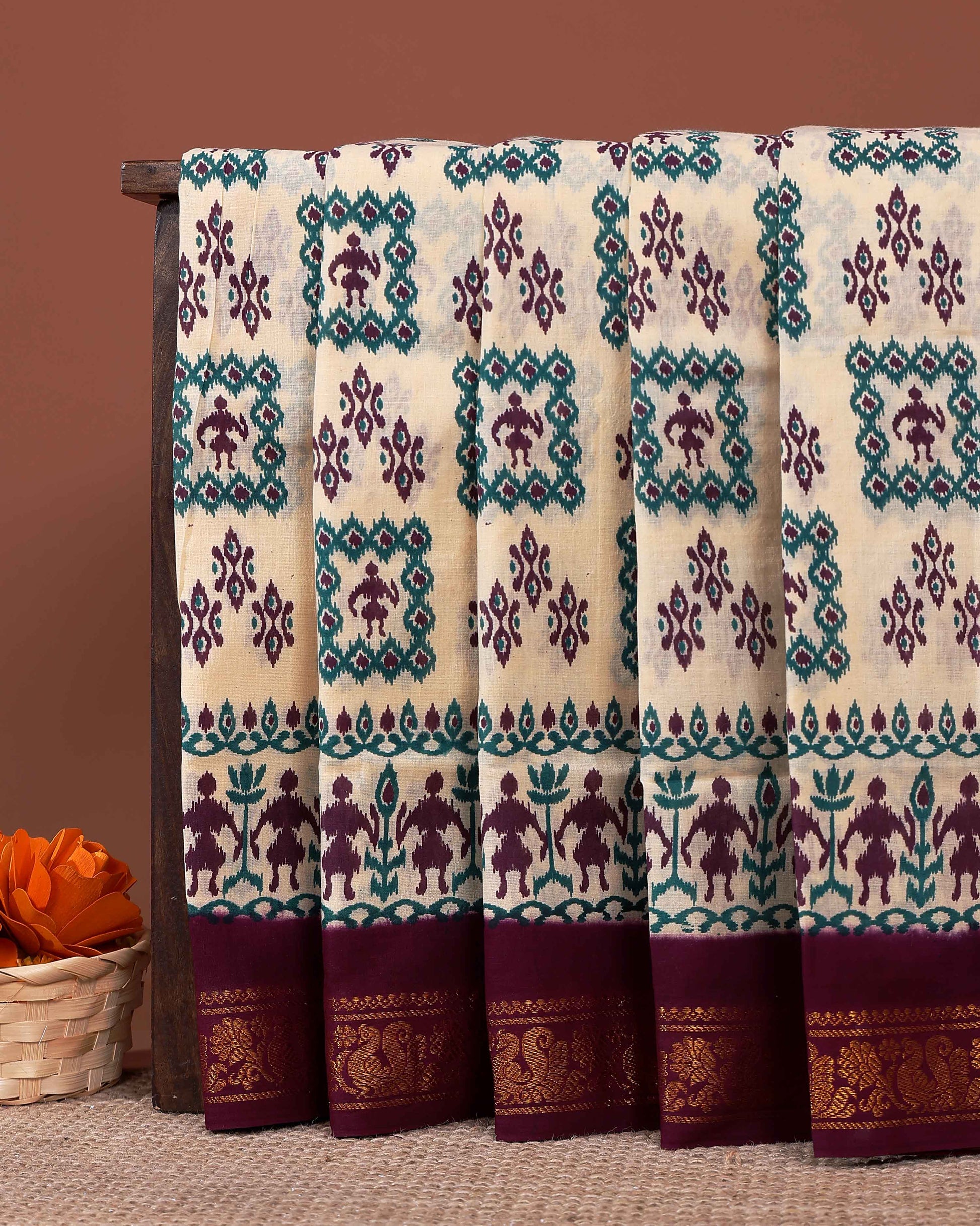 Handloom Ikkat Style Printed Sungudi Cotton Saree with Intricate Border - Cream 