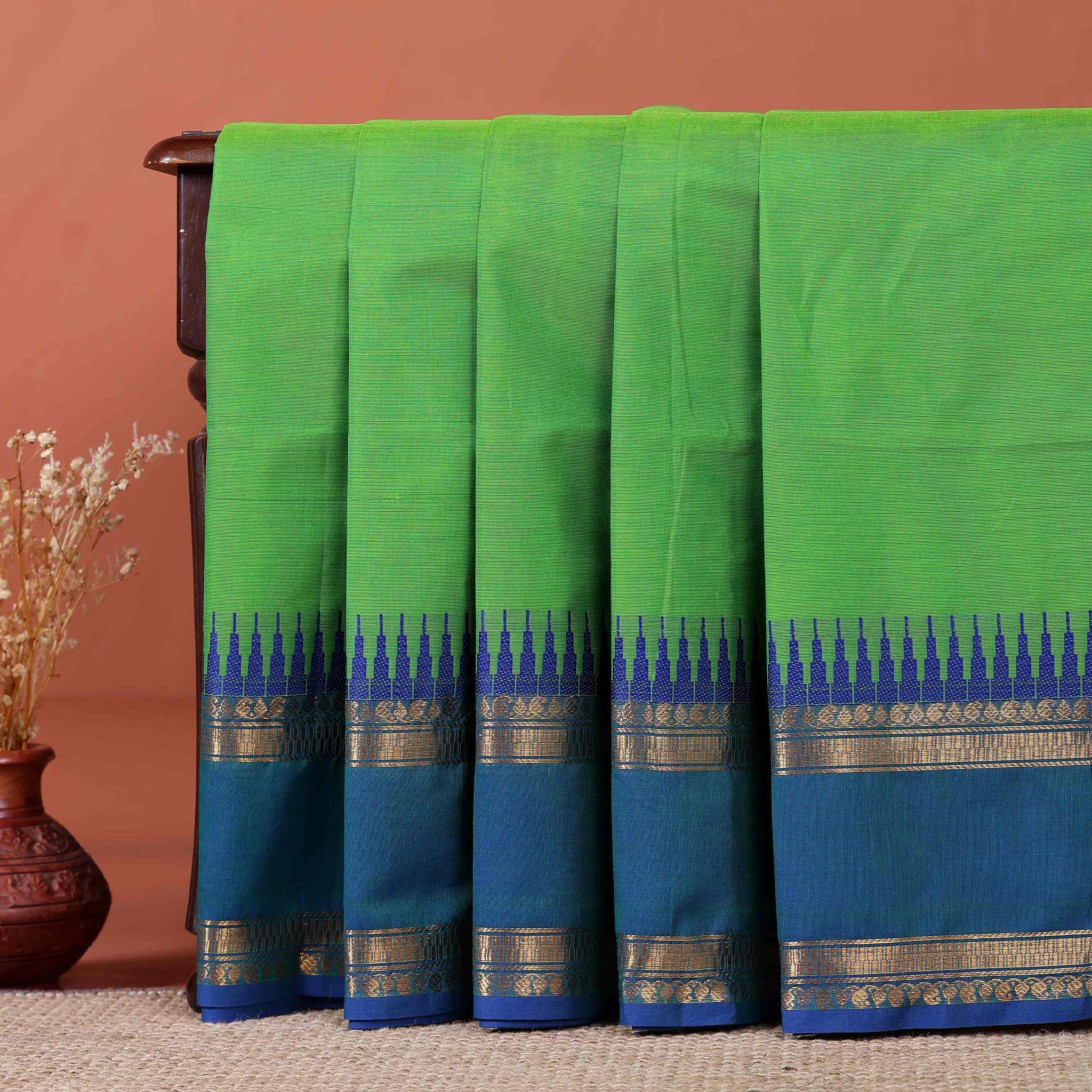 Handloom Kanchi Cotton Saree with Traditional Temple Border - Green