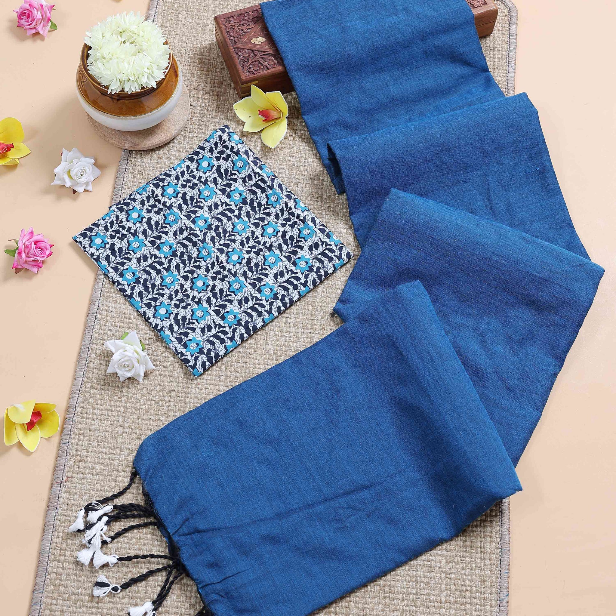 Handloom Khadi Cotton Saree with Contrast Printed Blouse and Tassel Accents - Teal