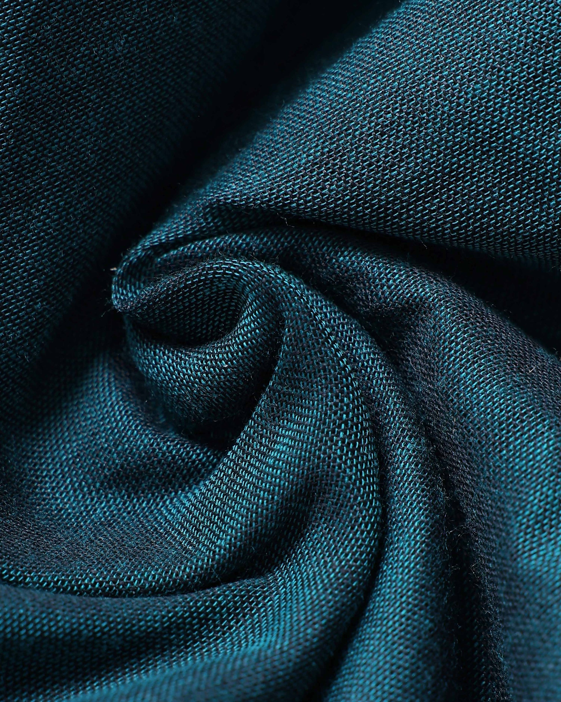 Handloom Khadi Cotton Saree with Contrast Printed Blouse and Tassel Accents - Teal
