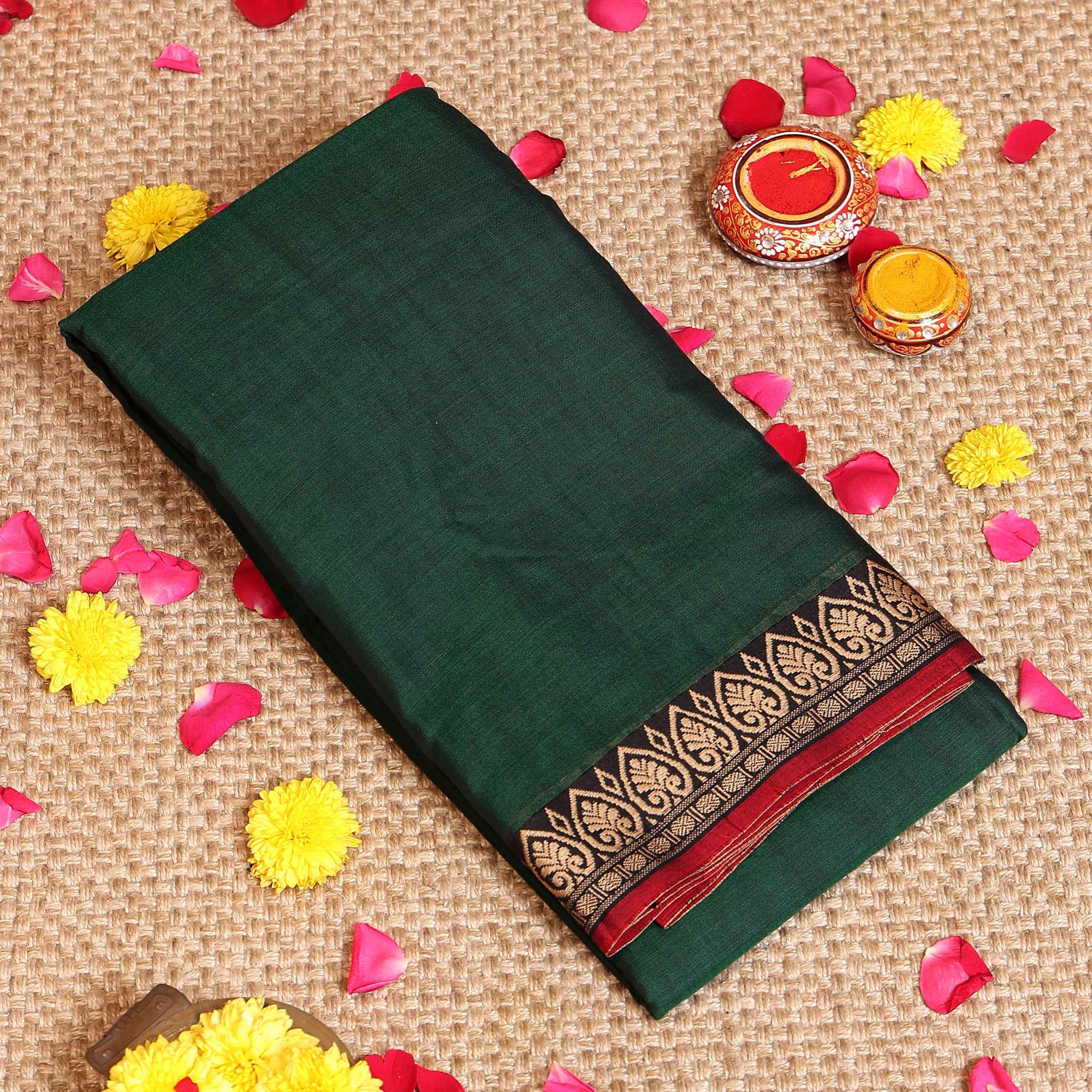 Traditional Handloom Narayanpet Cotton Saree with Traditional Contrast Zari Border - Green